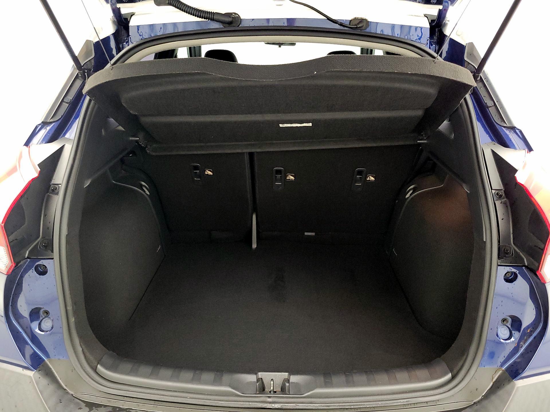 Thumbnail: 2020 Nissan Kicks - 18