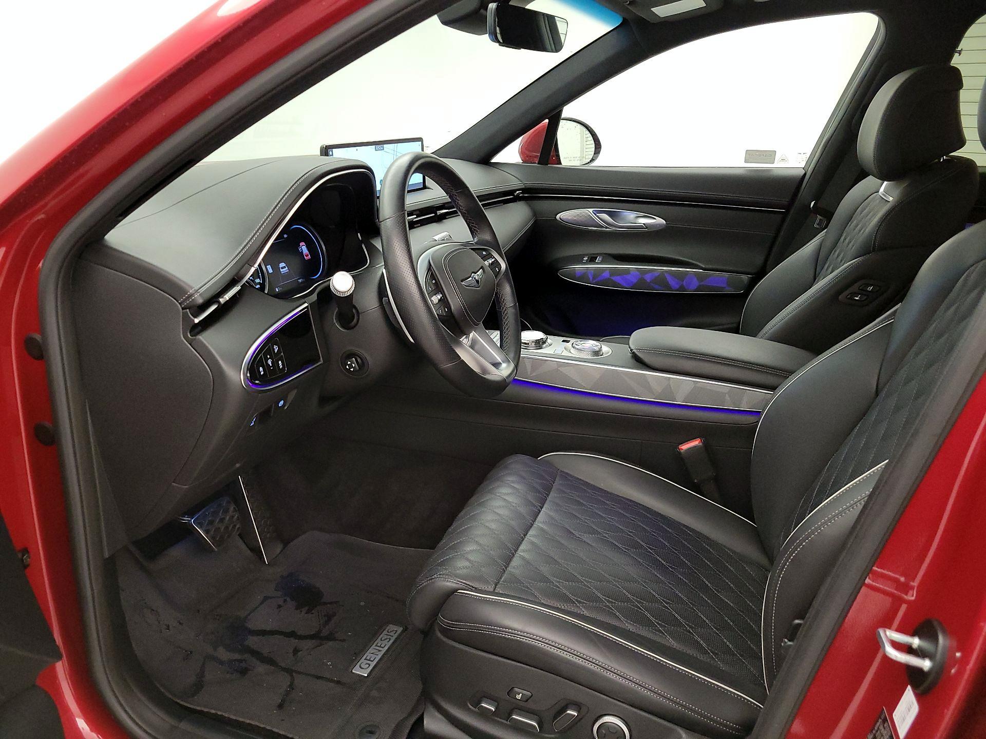 Thumbnail: 2025 Genesis GV70 - 11