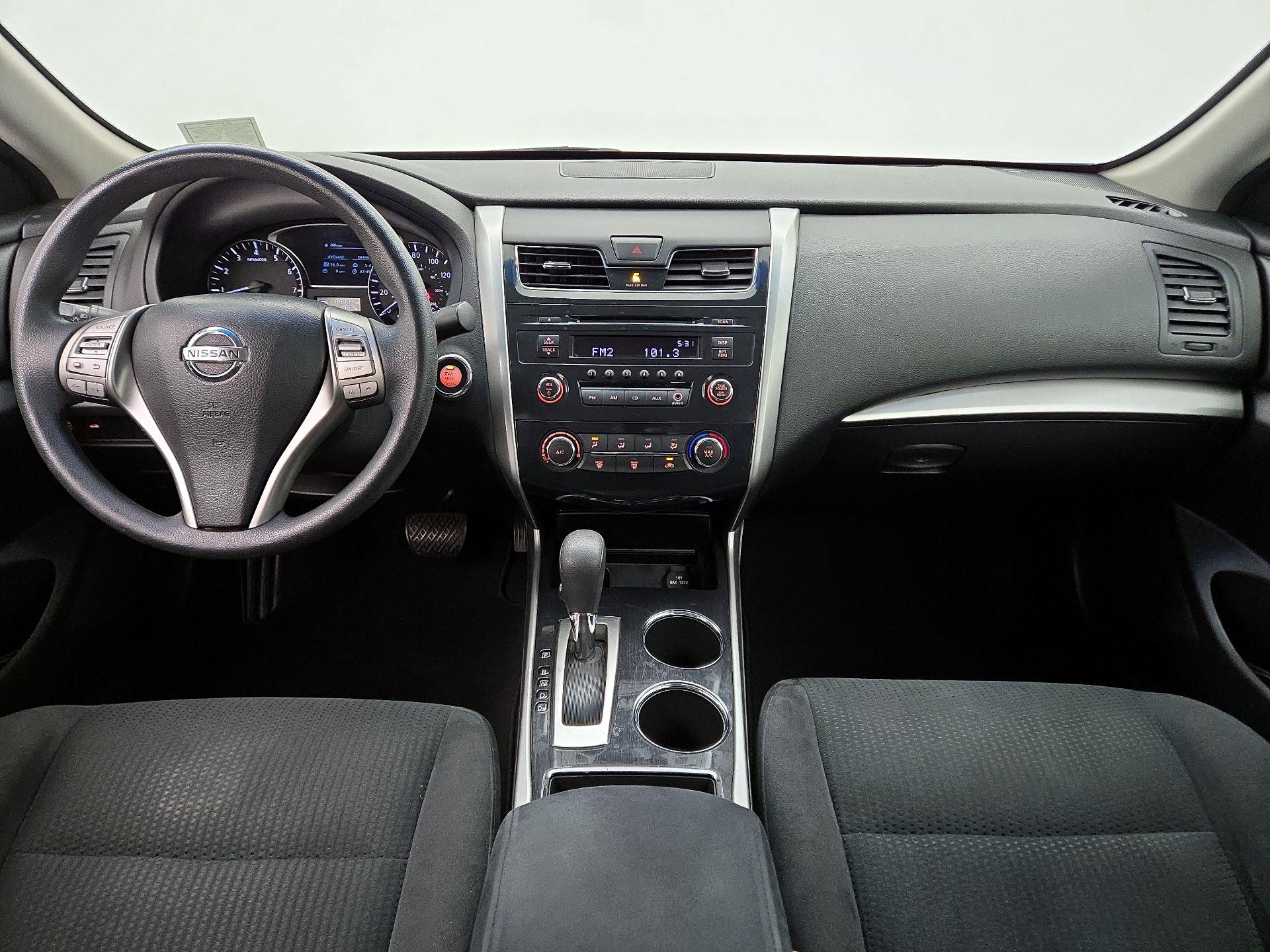 Thumbnail: 2014 Nissan Altima - 9