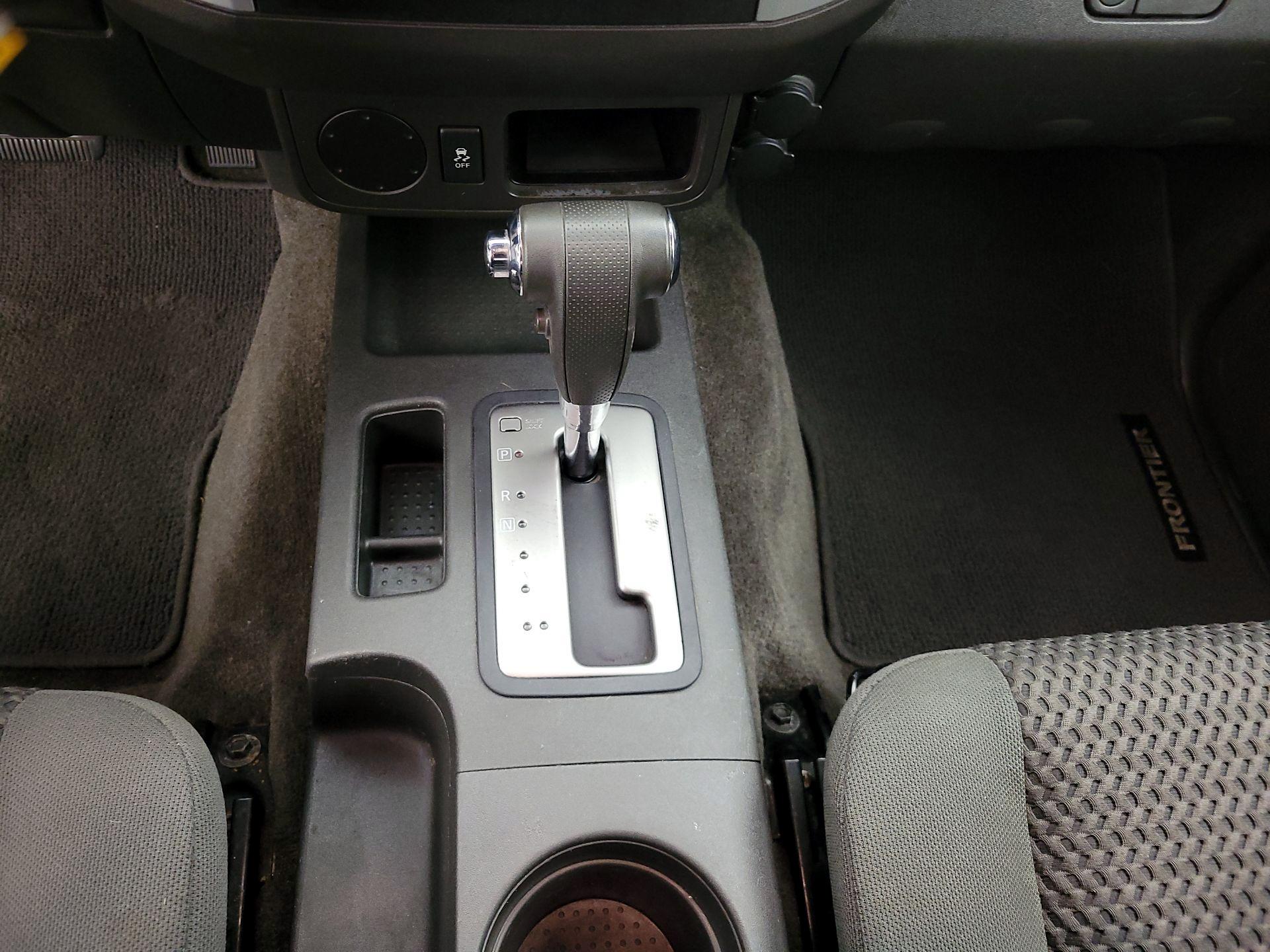 Thumbnail: 2014 Nissan Frontier - 16