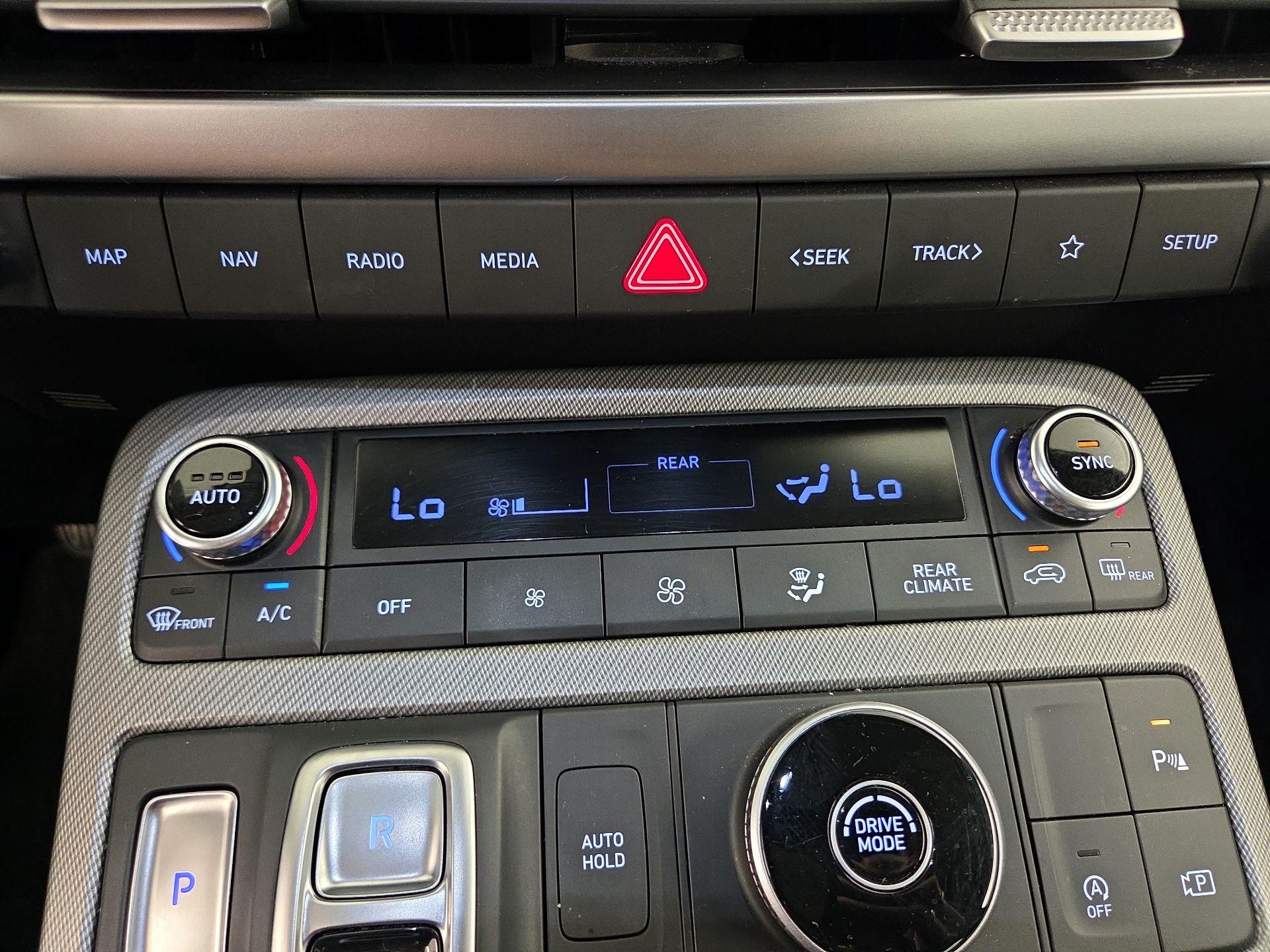 Thumbnail: 2023 Hyundai Palisade - 17