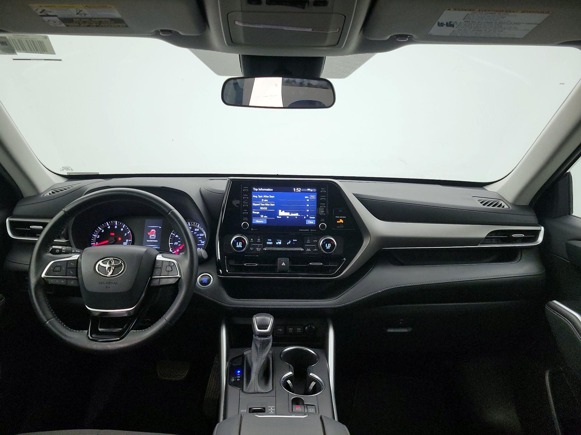 Thumbnail: 2021 Toyota Highlander - 9