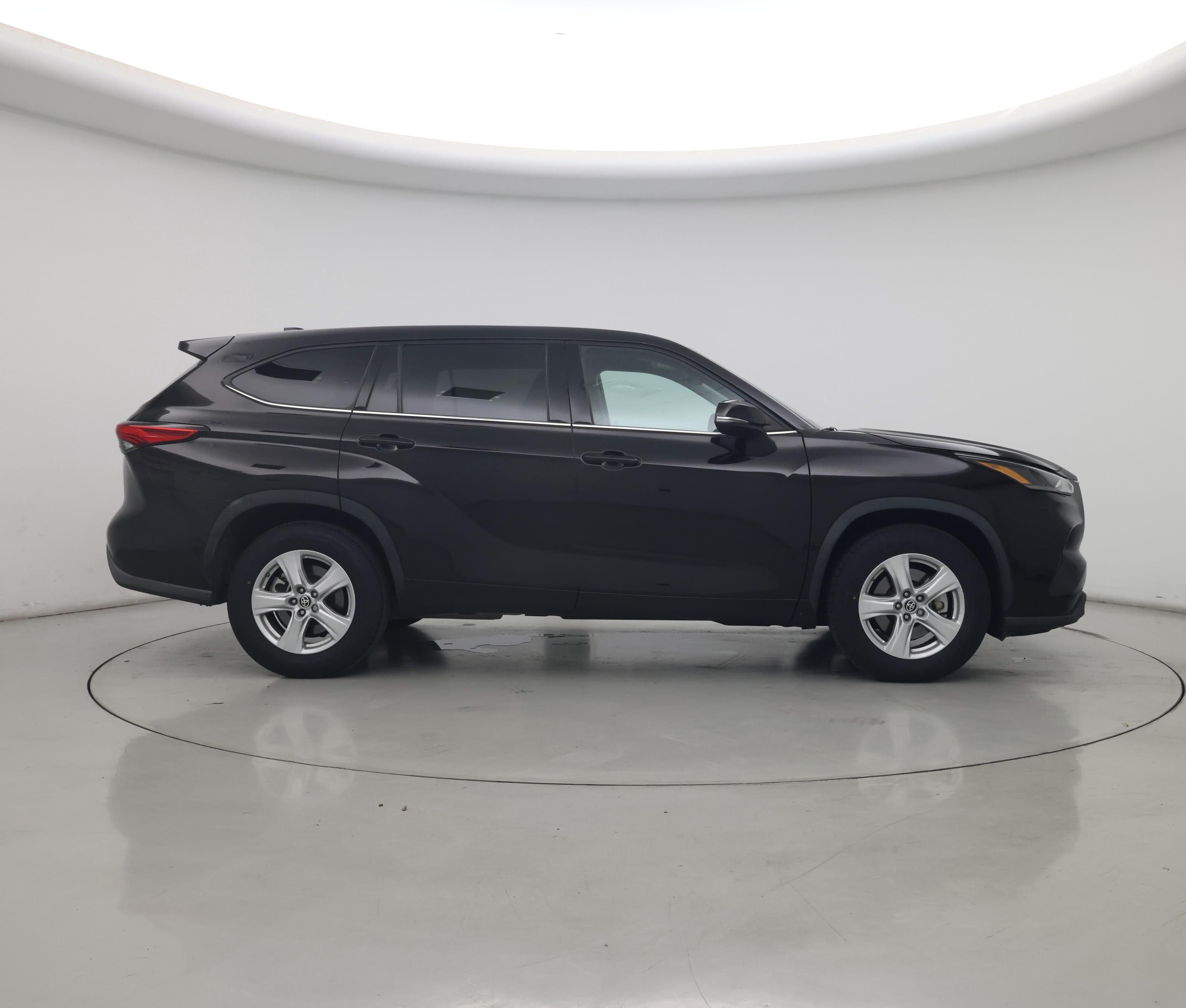 Thumbnail: 2021 Toyota Highlander - 7