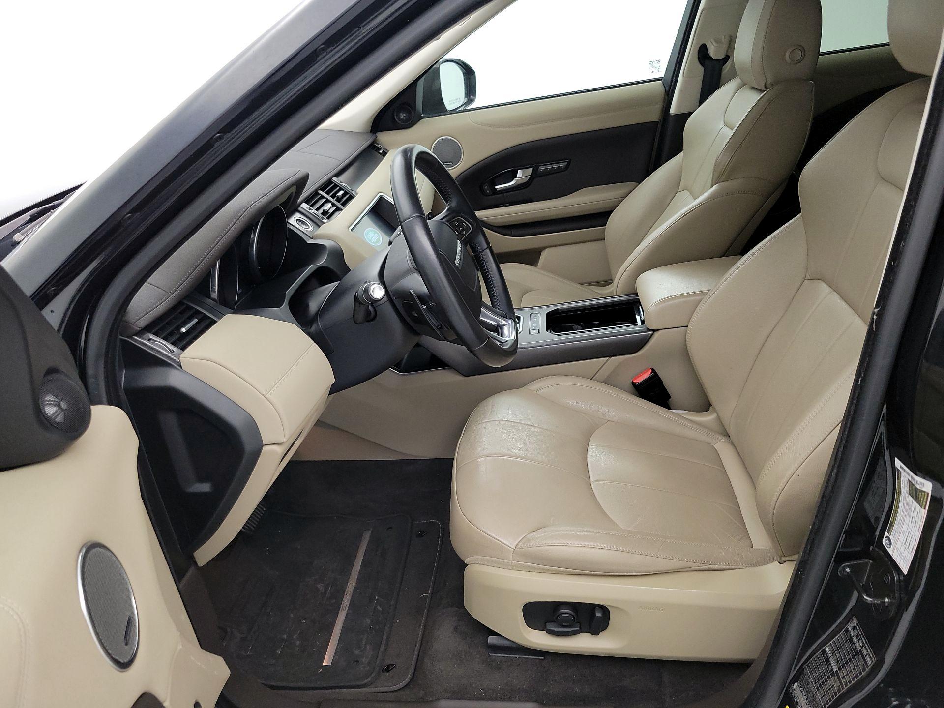 Thumbnail: 2018 Land Rover Range Rover Evoque - 11