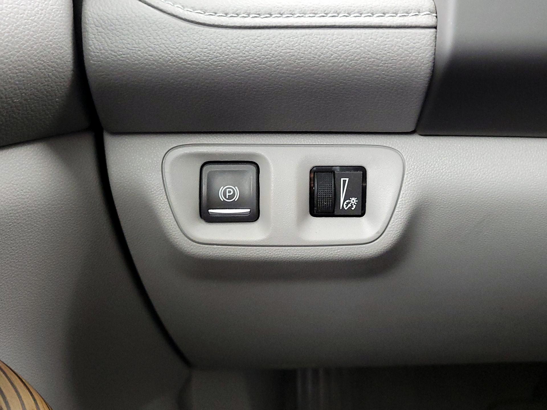 Thumbnail: 2018 GMC Acadia - 13