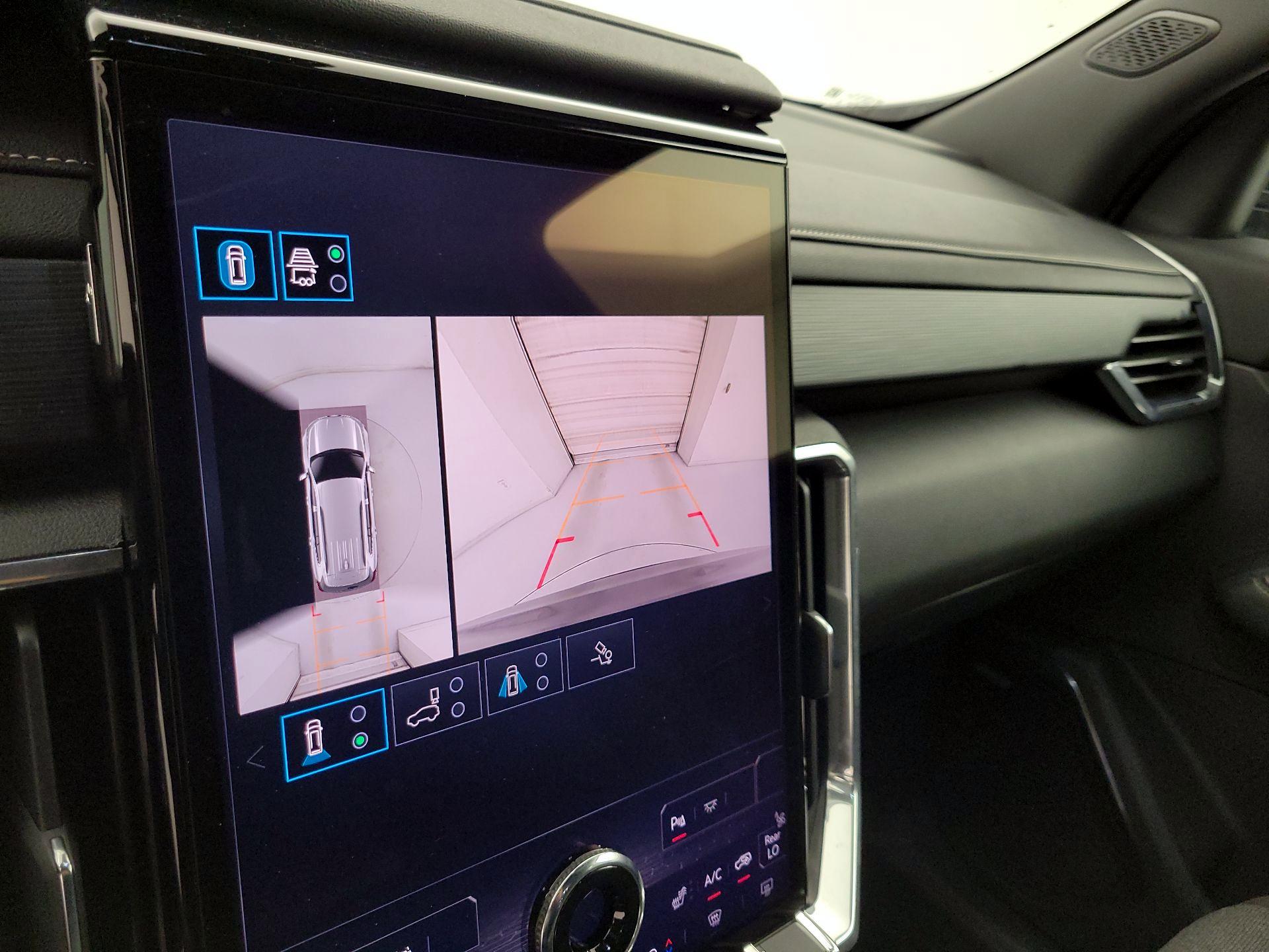 Thumbnail: 2025 GMC Acadia - 15