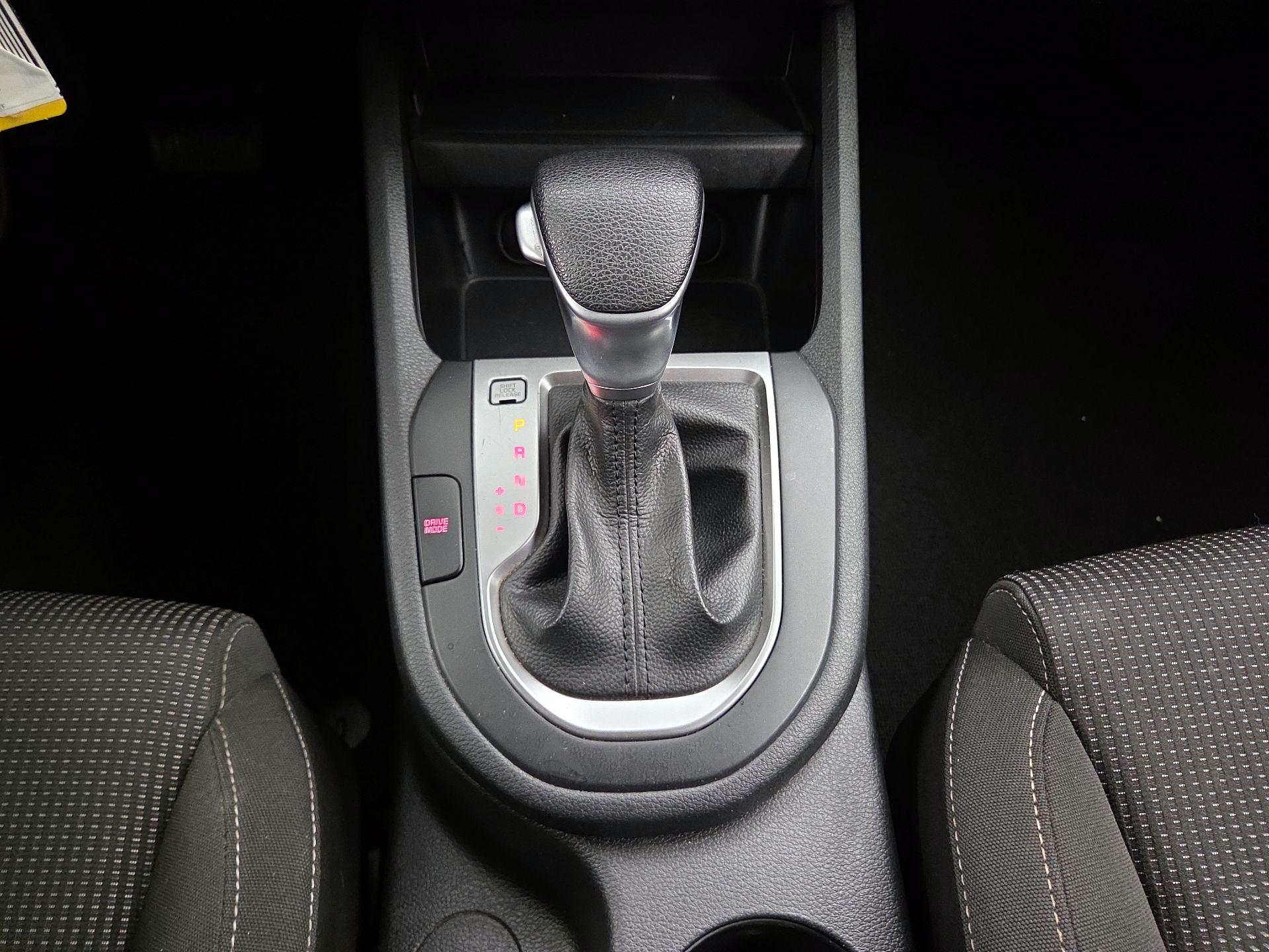 Thumbnail: 2020 Kia Forte - 17