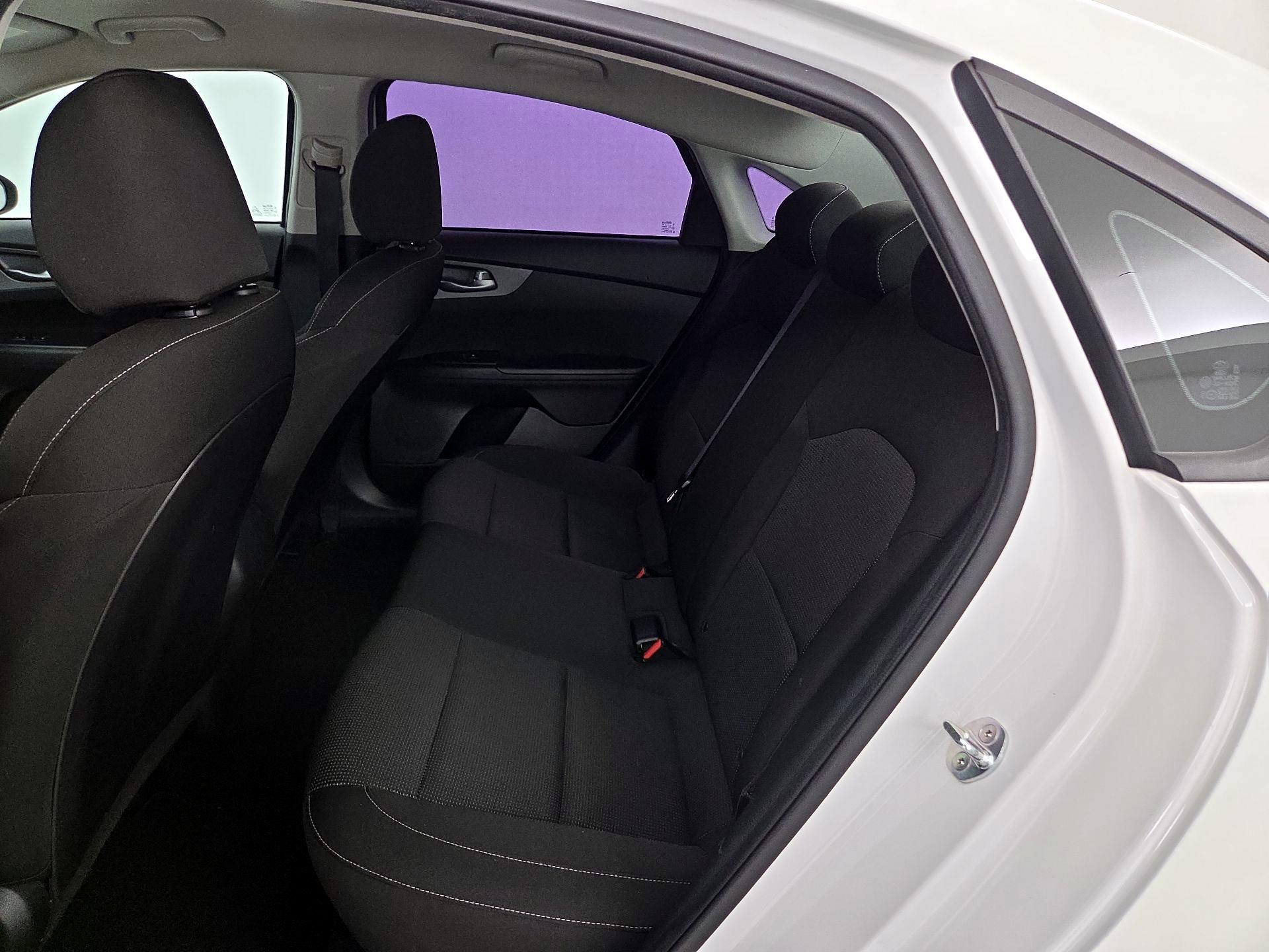 Thumbnail: 2020 Kia Forte - 19