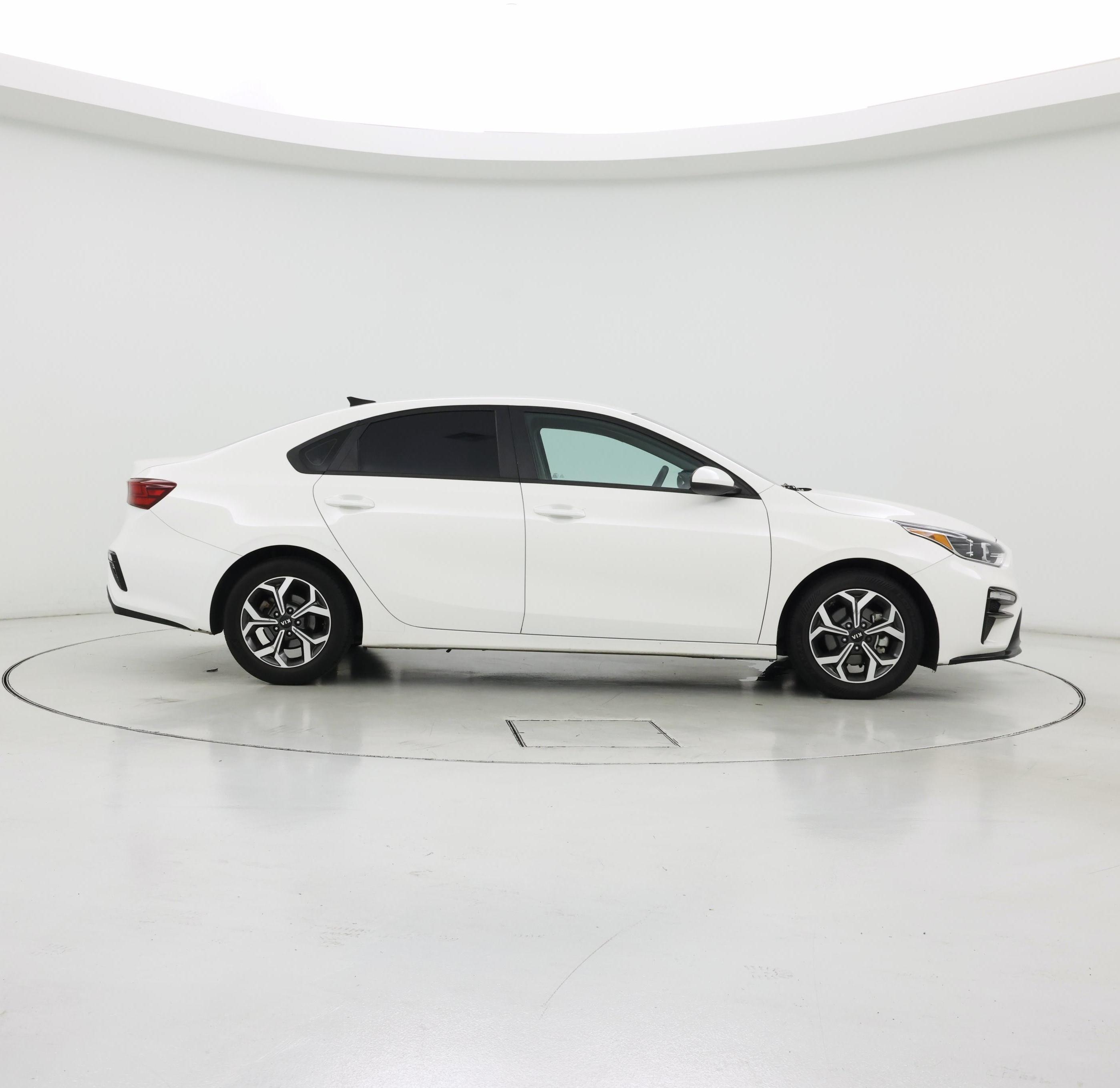 Thumbnail: 2020 Kia Forte - 7