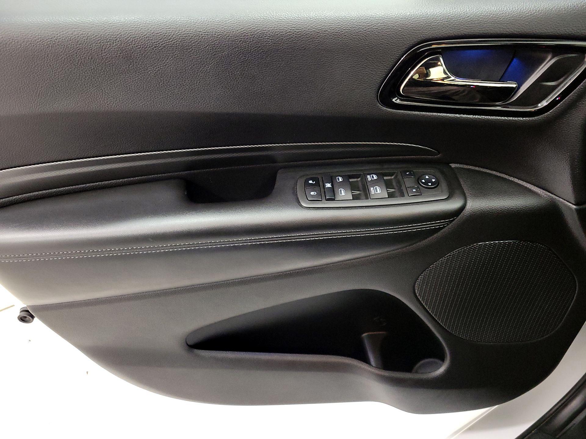 Thumbnail: 2022 Dodge Durango - 12