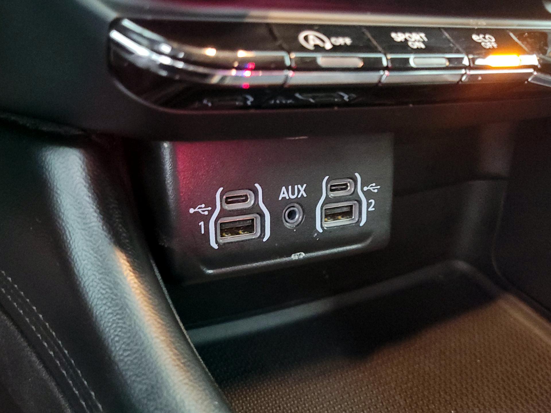 Thumbnail: 2022 Dodge Durango - 19