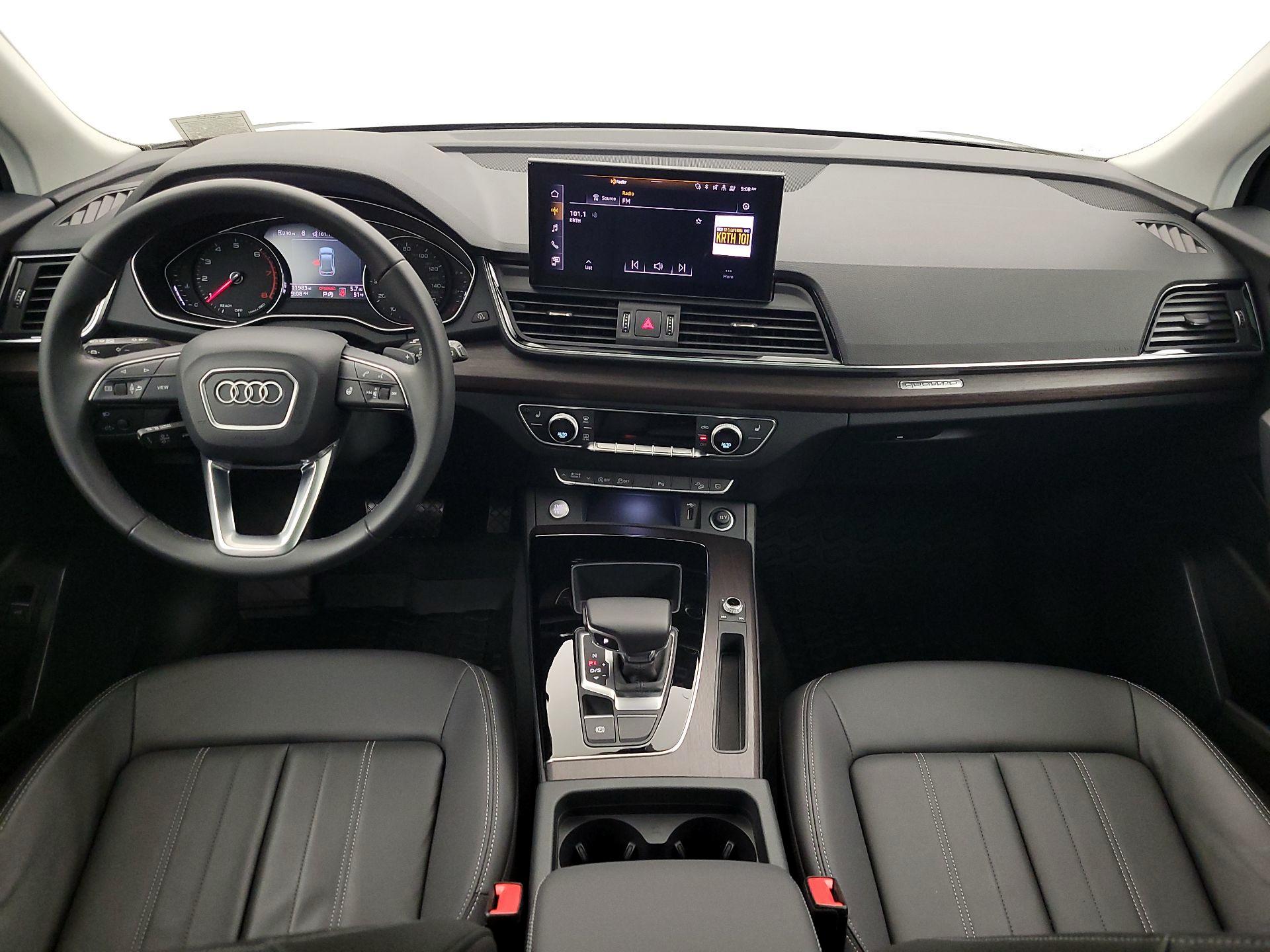 Thumbnail: 2023 Audi Q5 - 9