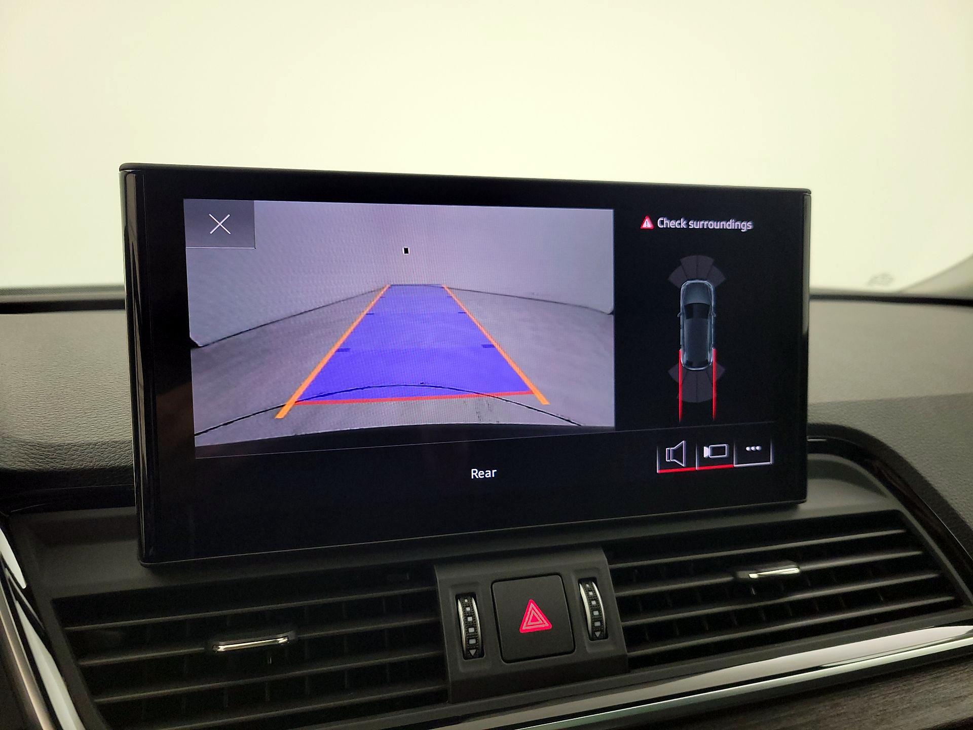 Thumbnail: 2023 Audi Q5 - 14