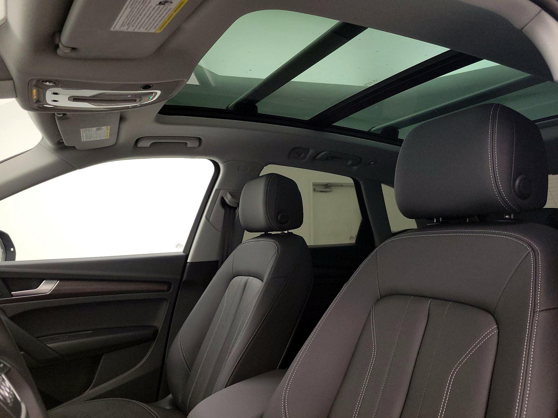 Thumbnail: 2023 Audi Q5 - 19