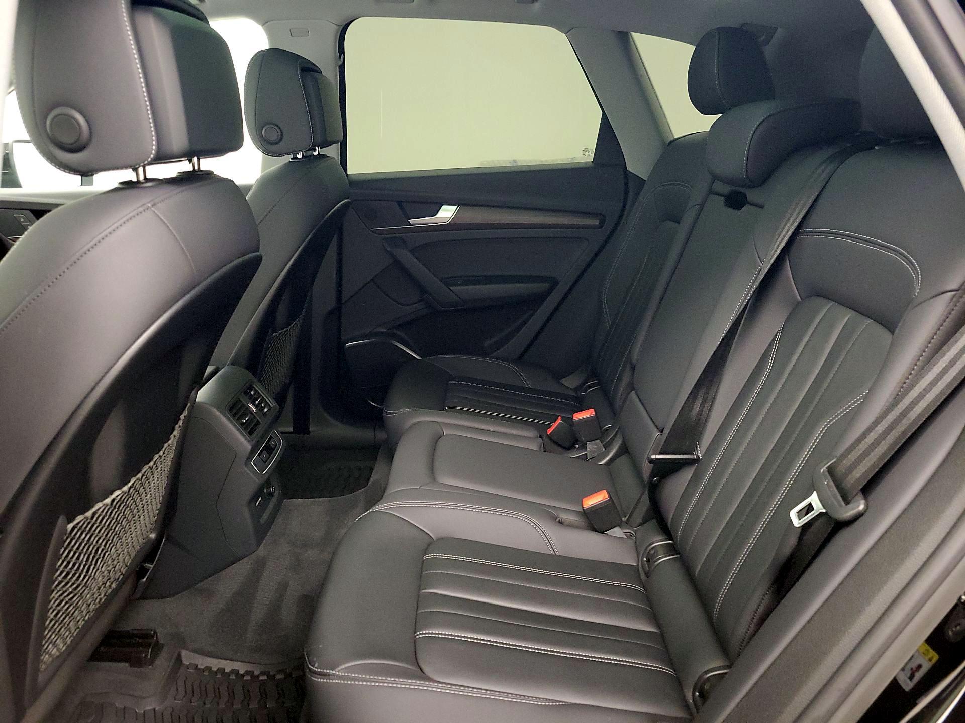 Thumbnail: 2023 Audi Q5 - 20