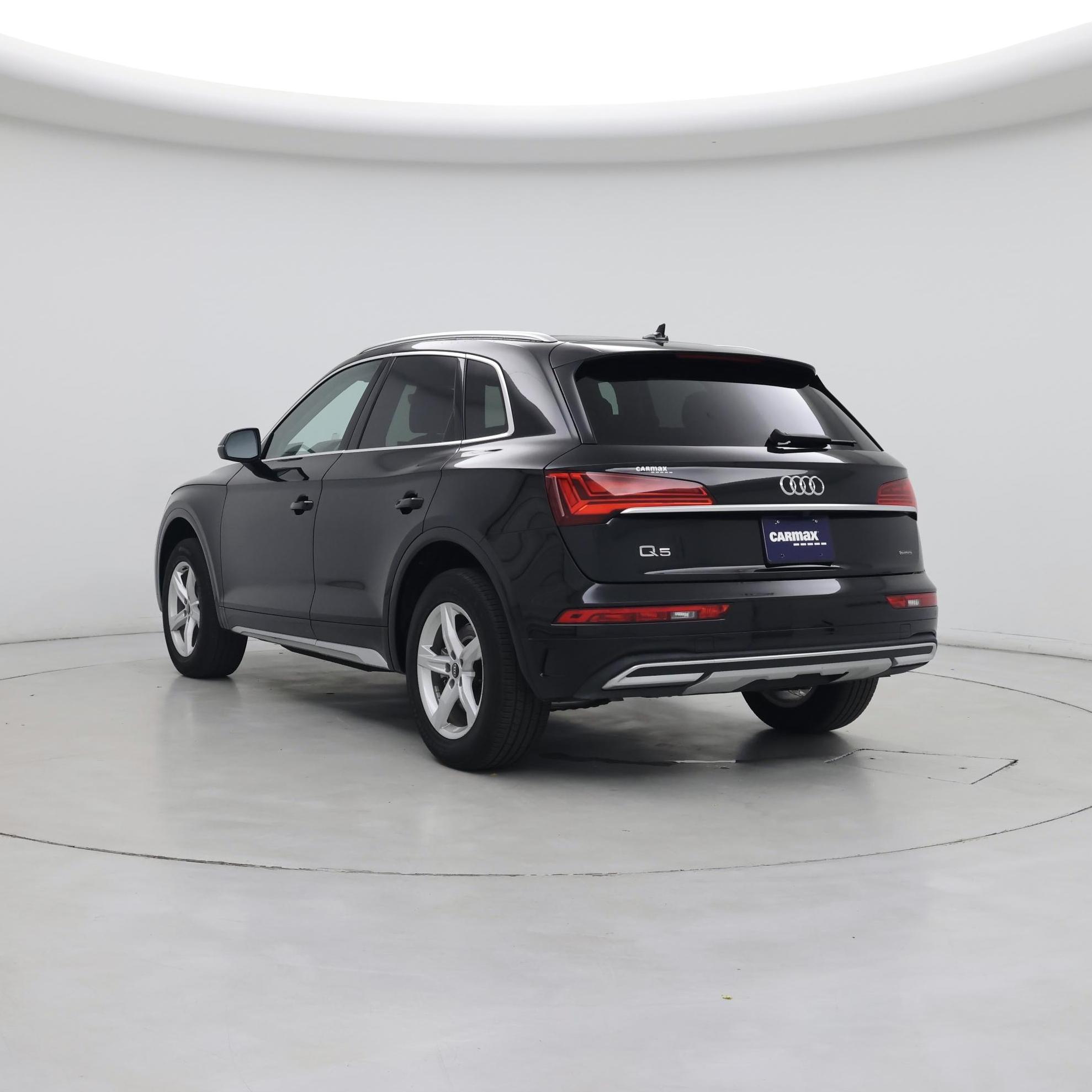 Thumbnail: 2023 Audi Q5 - 2
