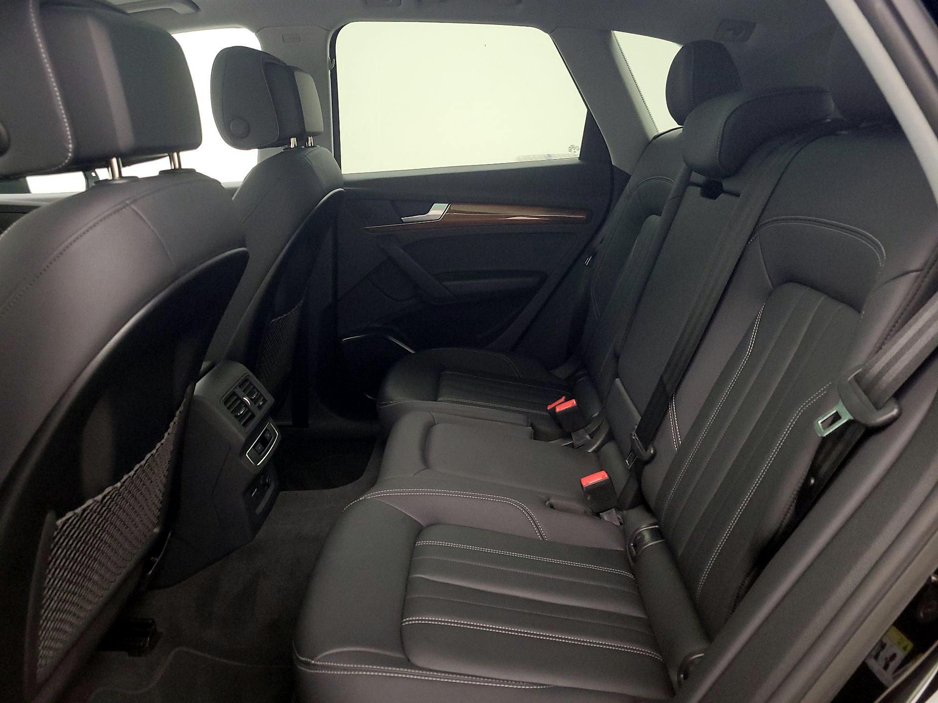 Thumbnail: 2023 Audi Q5 - 20