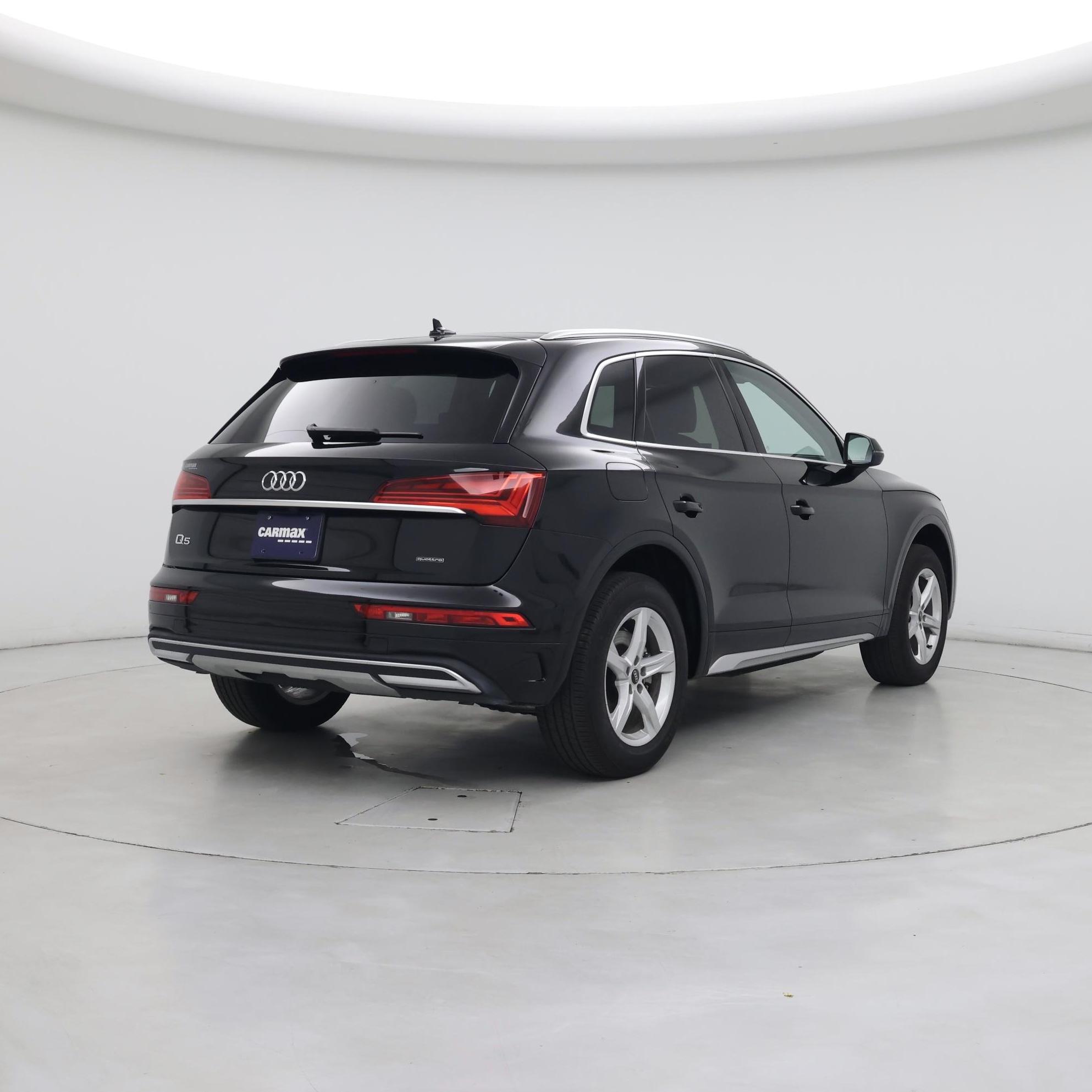 Thumbnail: 2023 Audi Q5 - 8