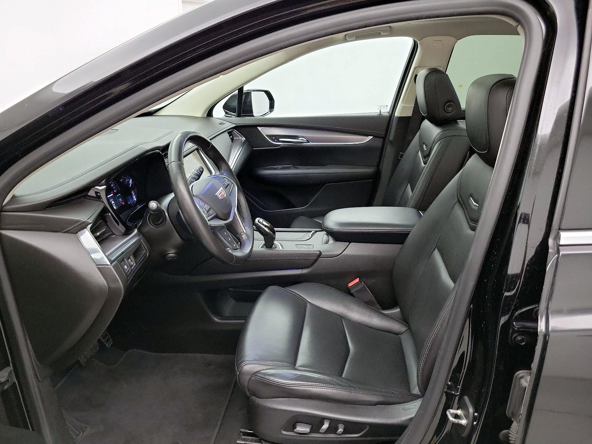 Thumbnail: 2019 Cadillac XT5 - 11