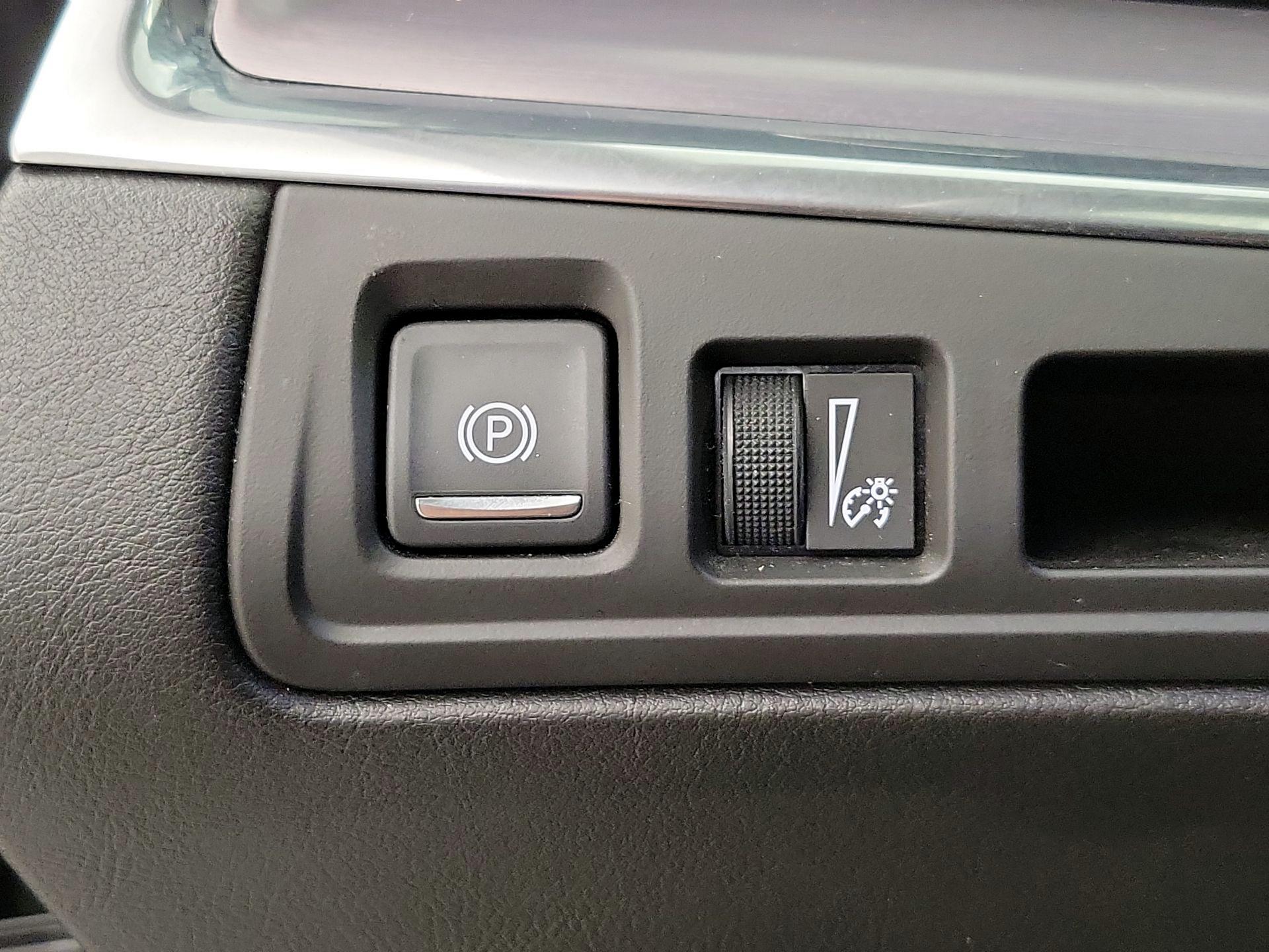 Thumbnail: 2019 Cadillac XT5 - 13