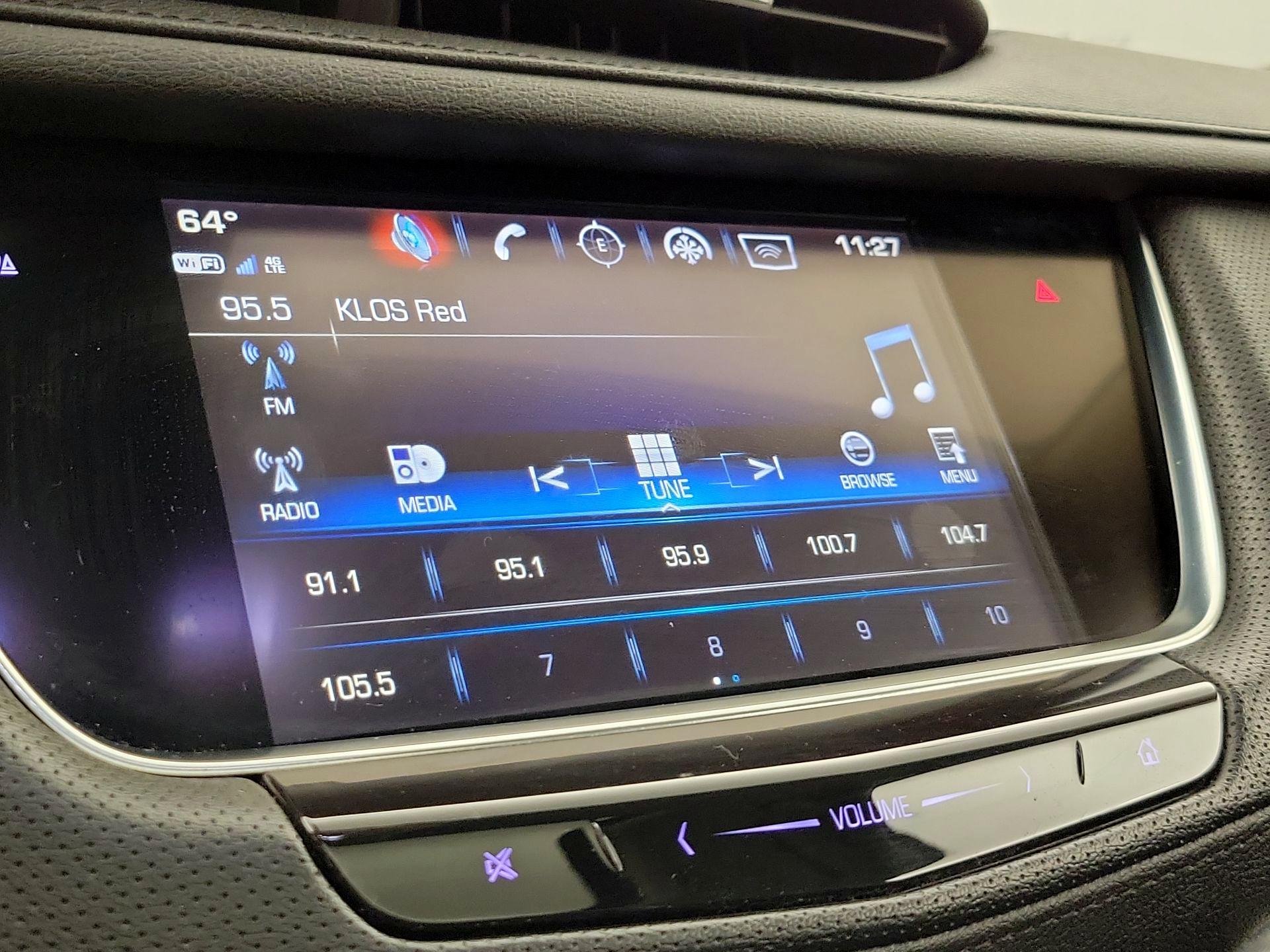 Thumbnail: 2019 Cadillac XT5 - 16