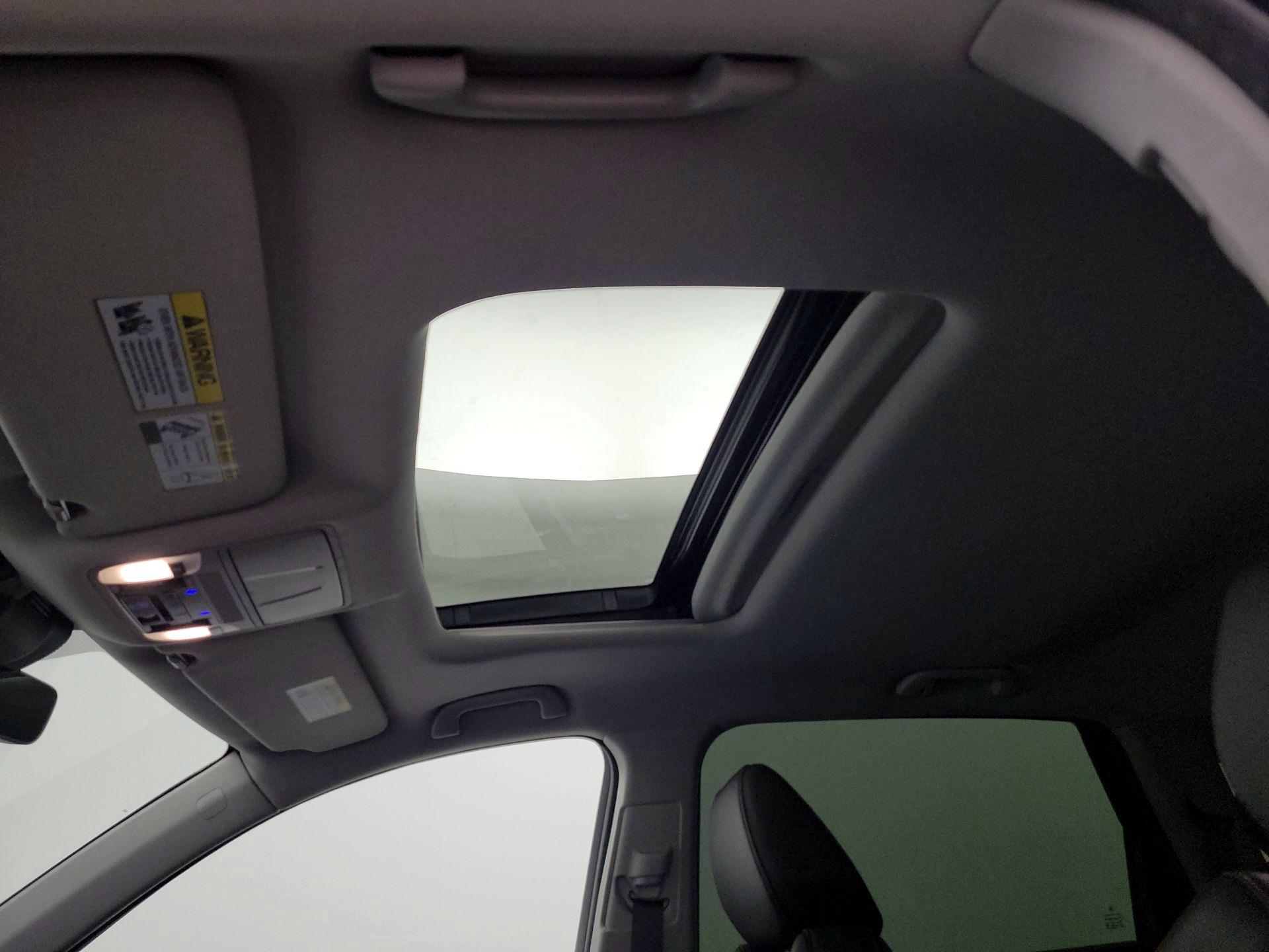 Thumbnail: 2016 Acura MDX - 17