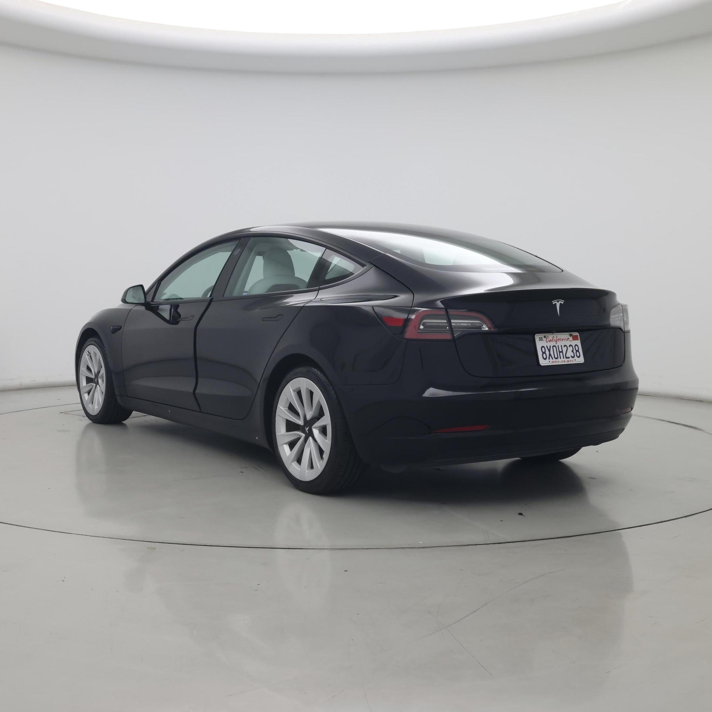 Thumbnail: 2021 Tesla Model 3 - 2