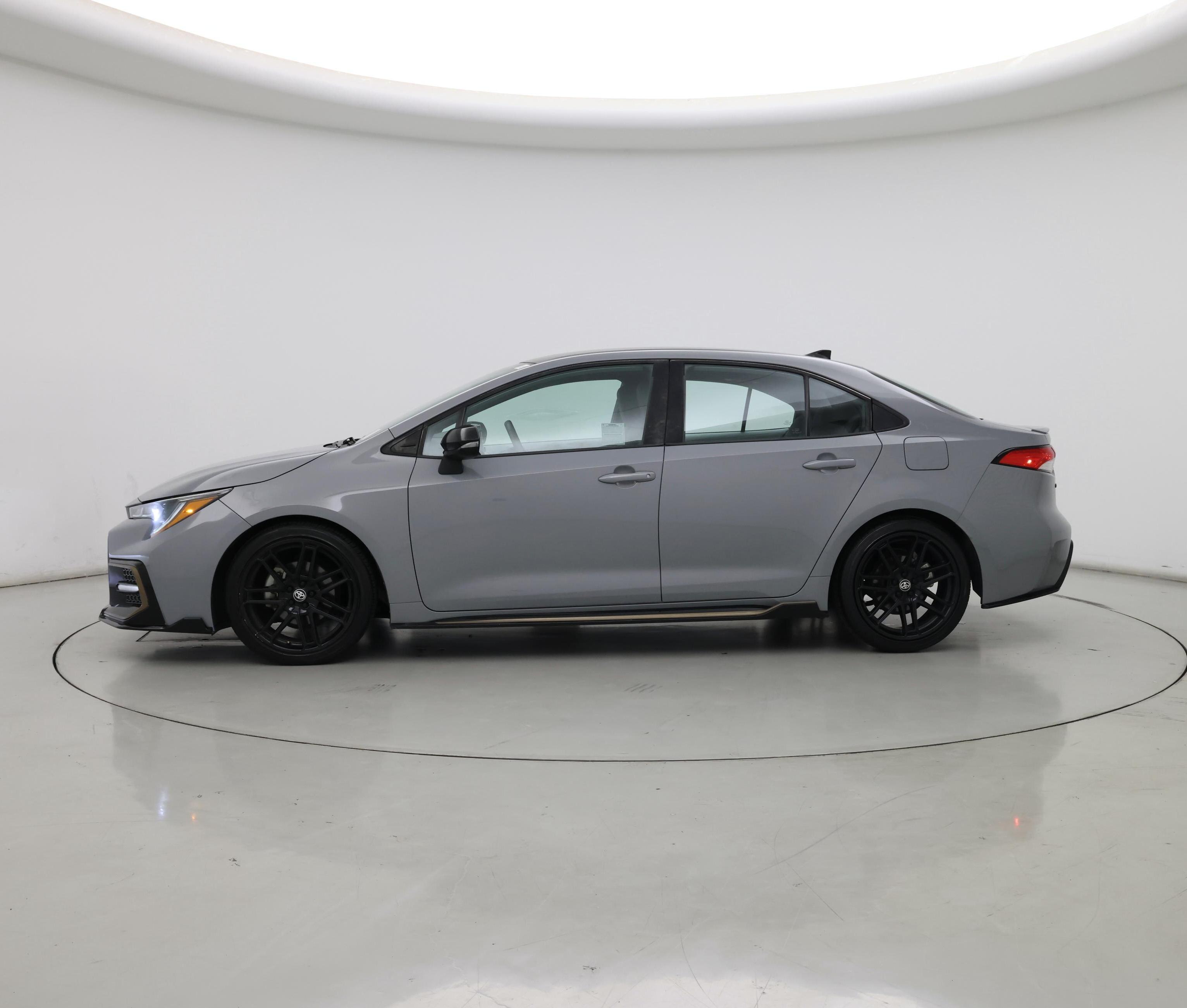 Thumbnail: 2022 Toyota Corolla - 3