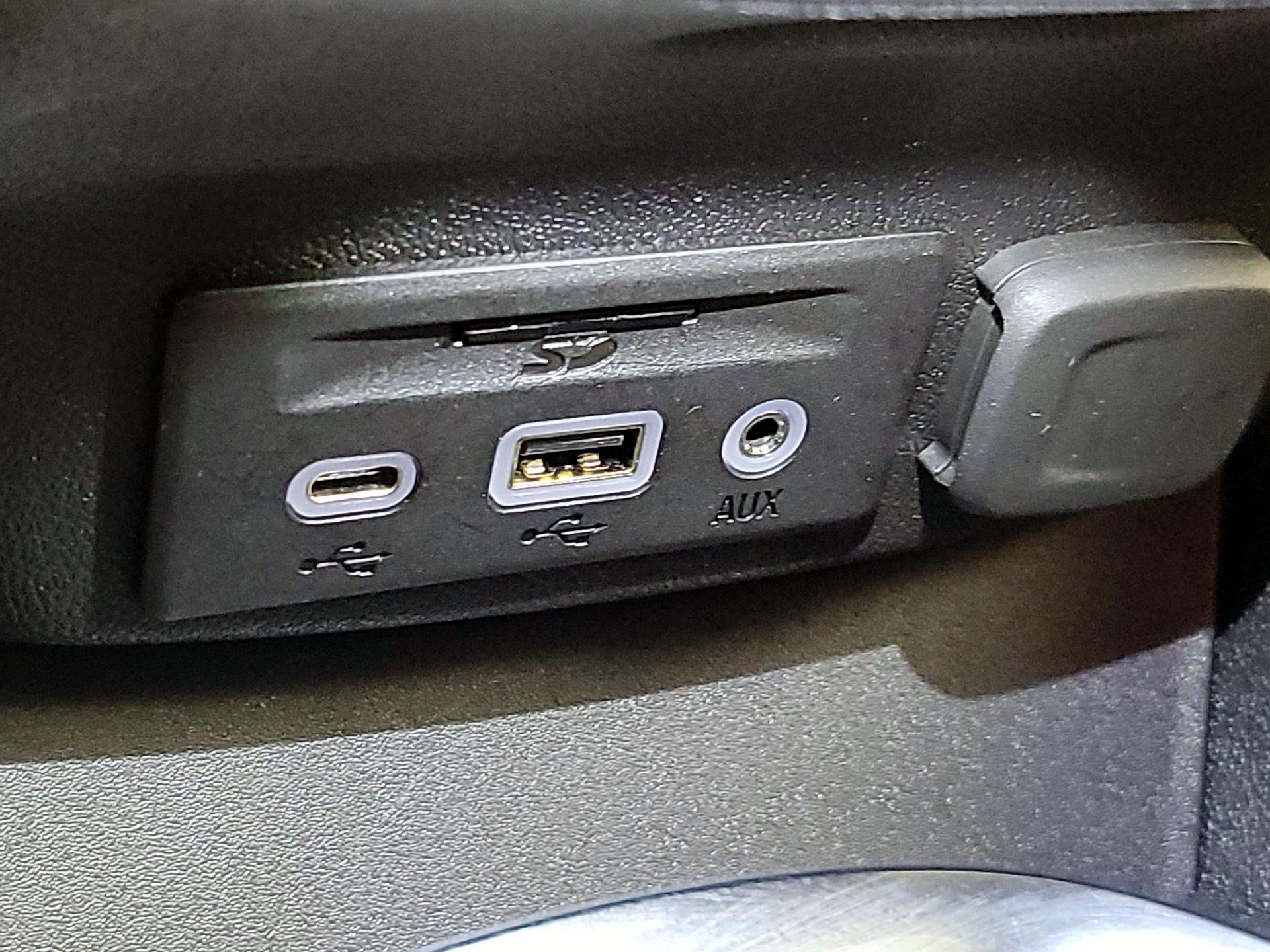 Thumbnail: 2024 Chevrolet Malibu - 19