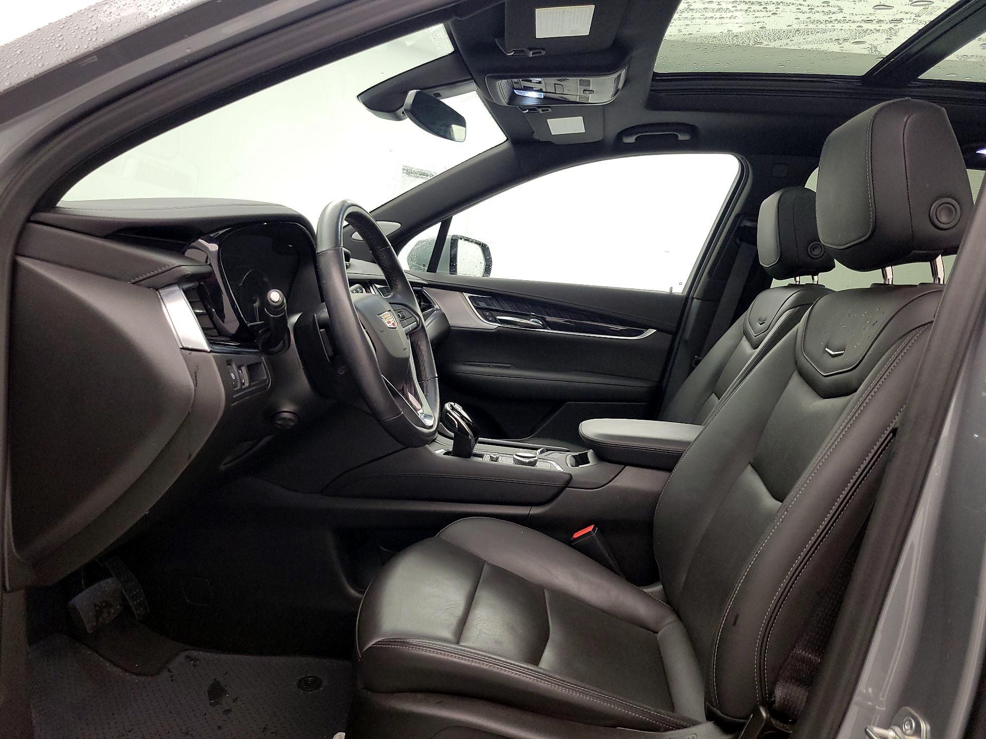 Thumbnail: 2025 Cadillac XT6 - 11