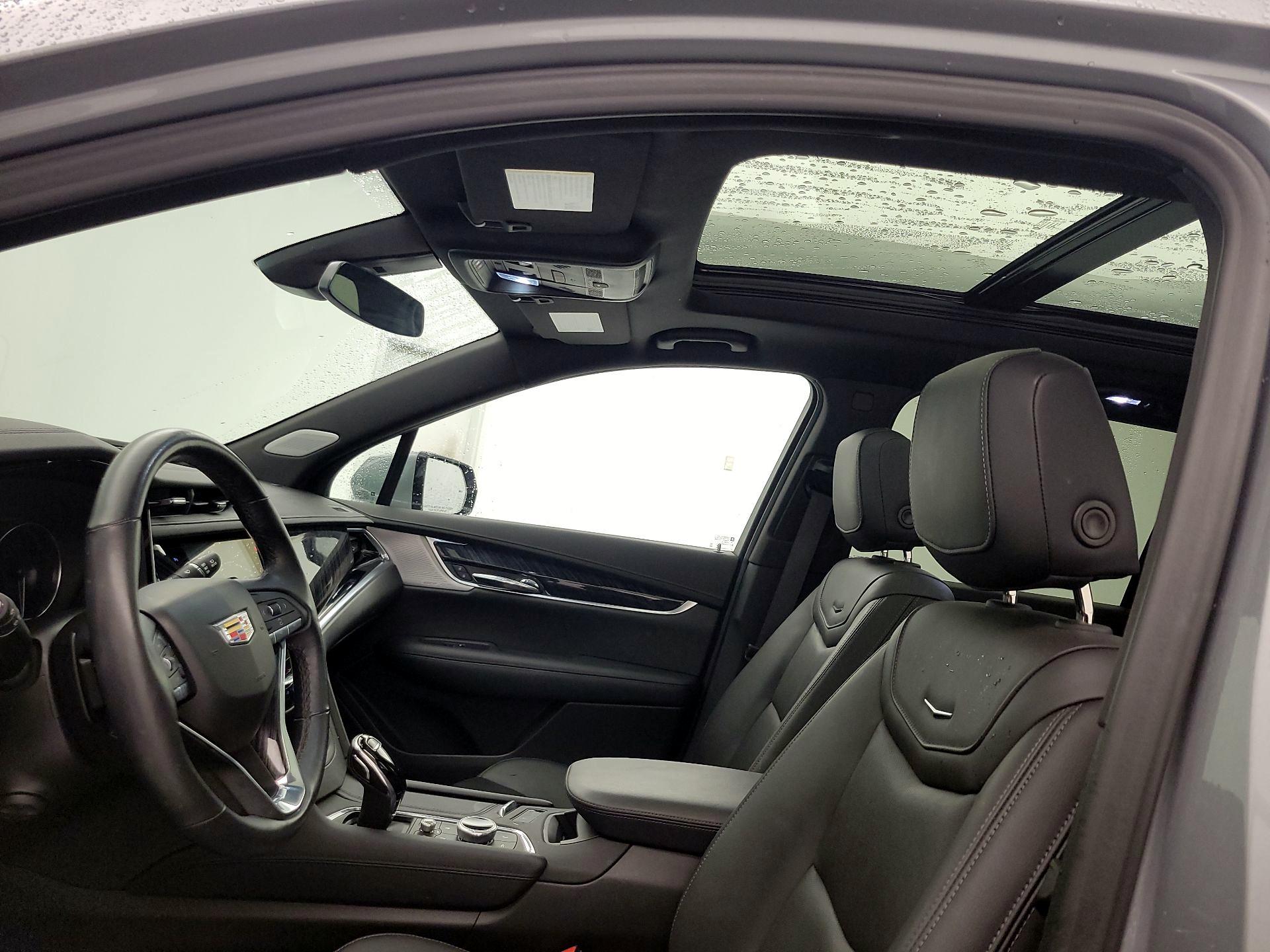 Thumbnail: 2025 Cadillac XT6 - 20