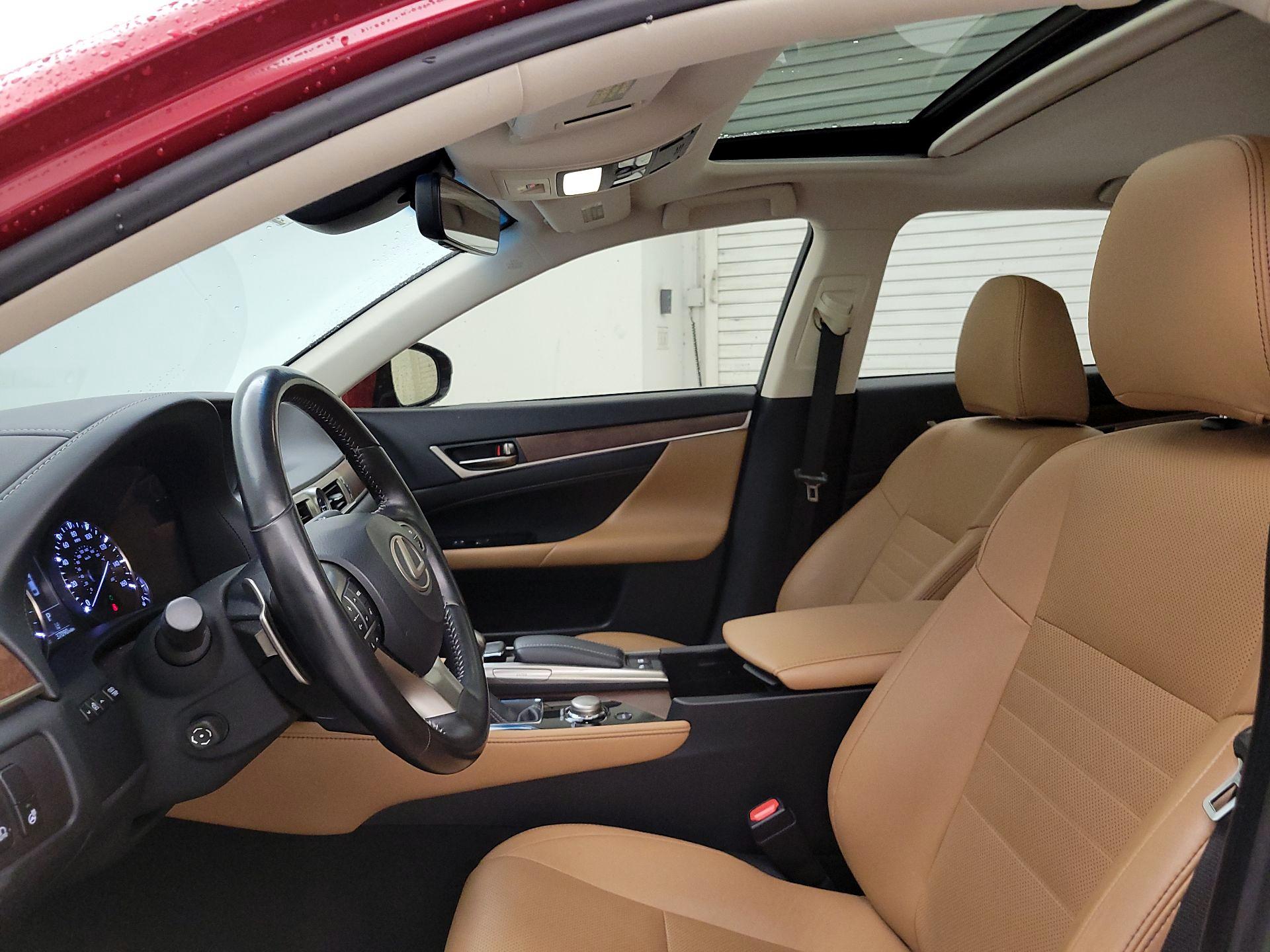 Thumbnail: 2018 Lexus GS - 19