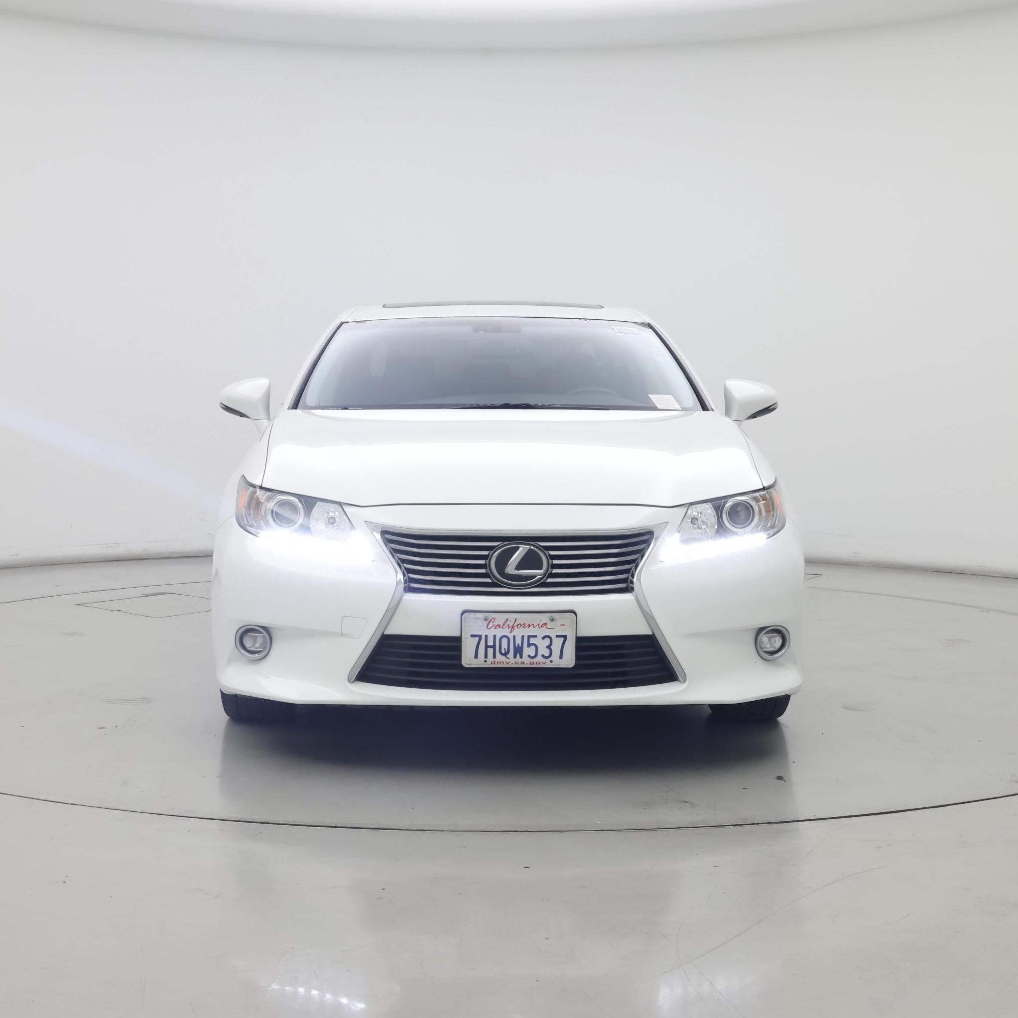 Thumbnail: 2015 Lexus ES - 5