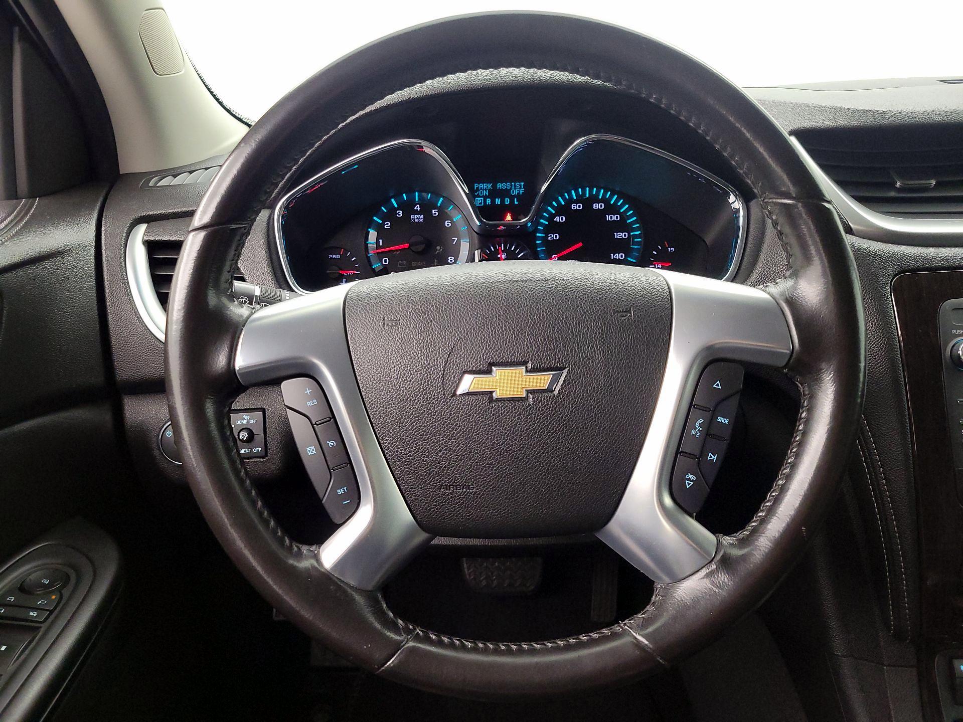 Thumbnail: 2016 Chevrolet Traverse - 10