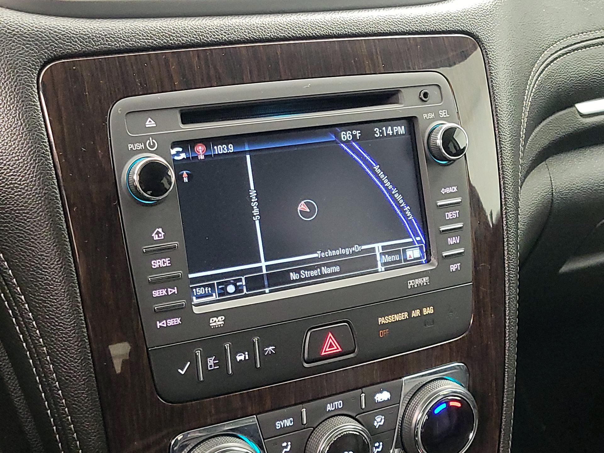 Thumbnail: 2016 Chevrolet Traverse - 14