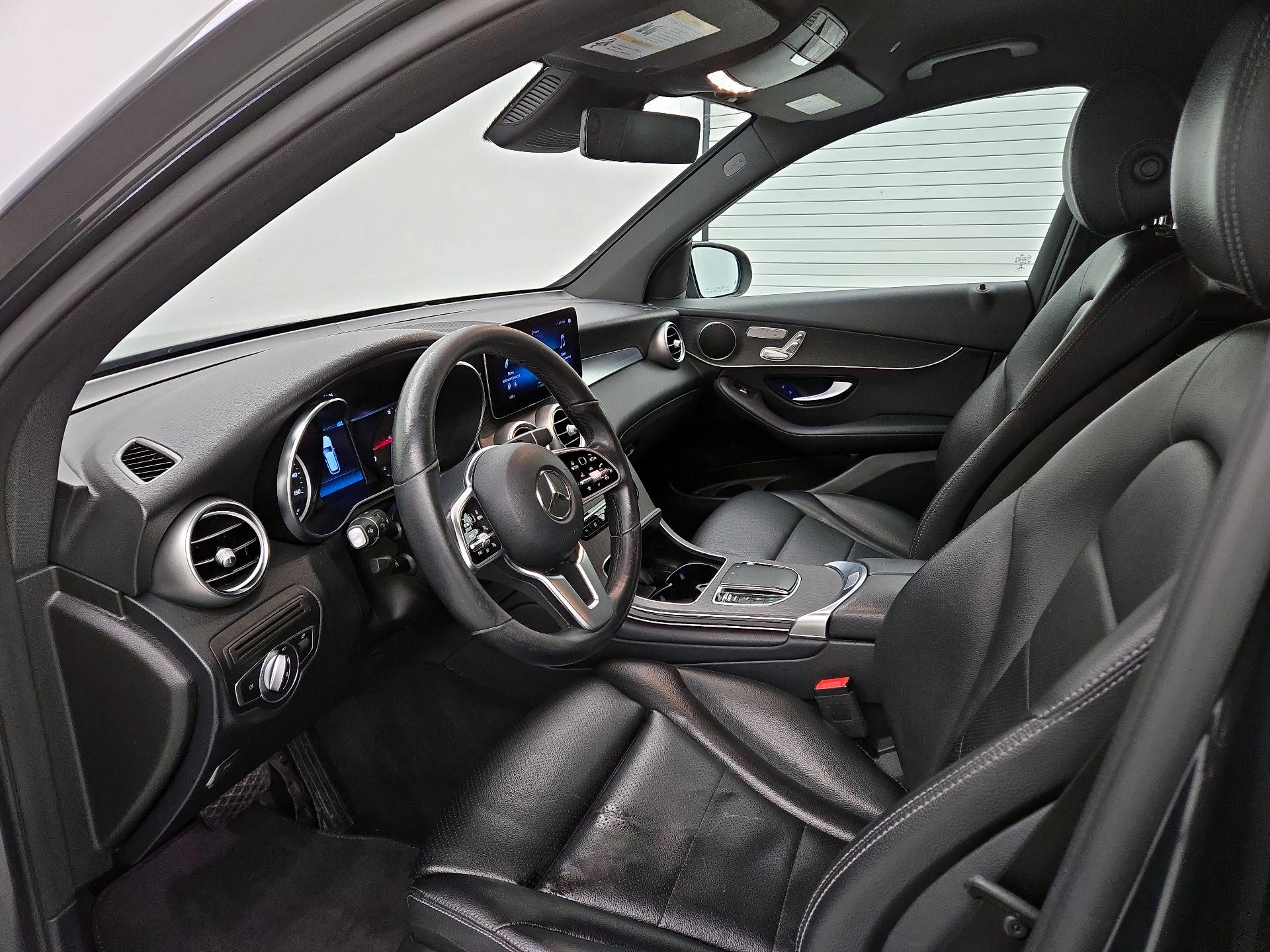 Thumbnail: 2022 Mercedes-Benz GLC - 11