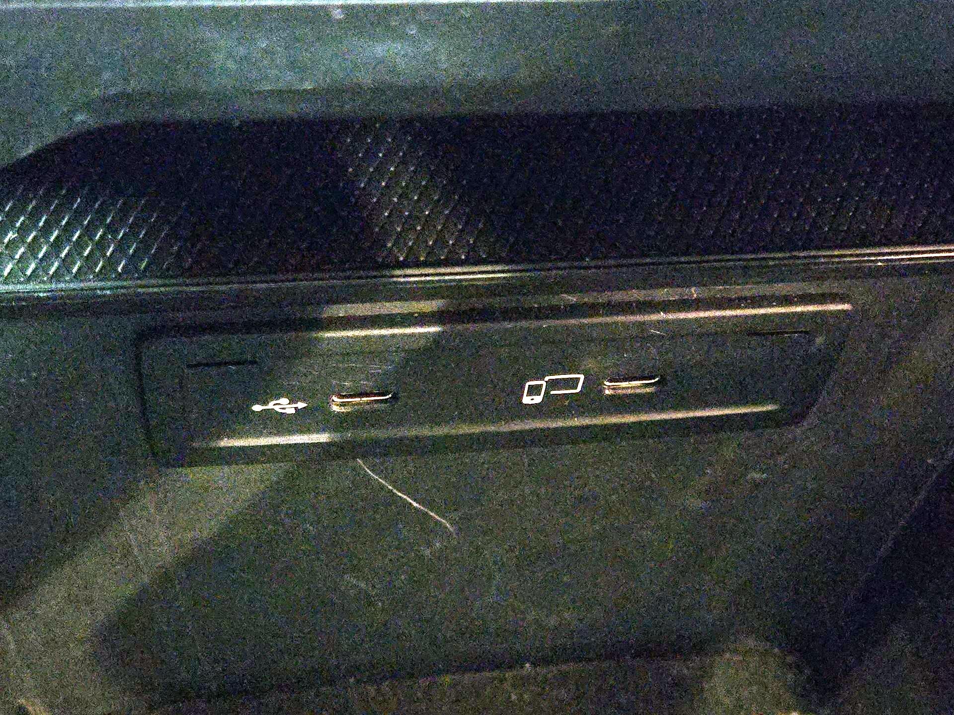 Thumbnail: 2022 Mercedes-Benz GLC - 18