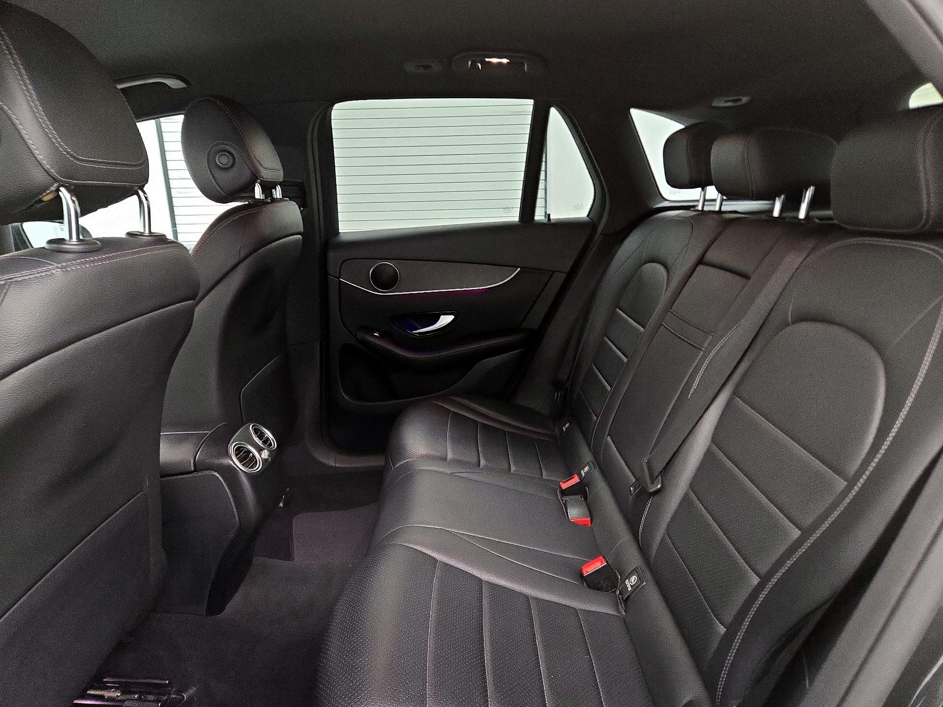 Thumbnail: 2022 Mercedes-Benz GLC - 19