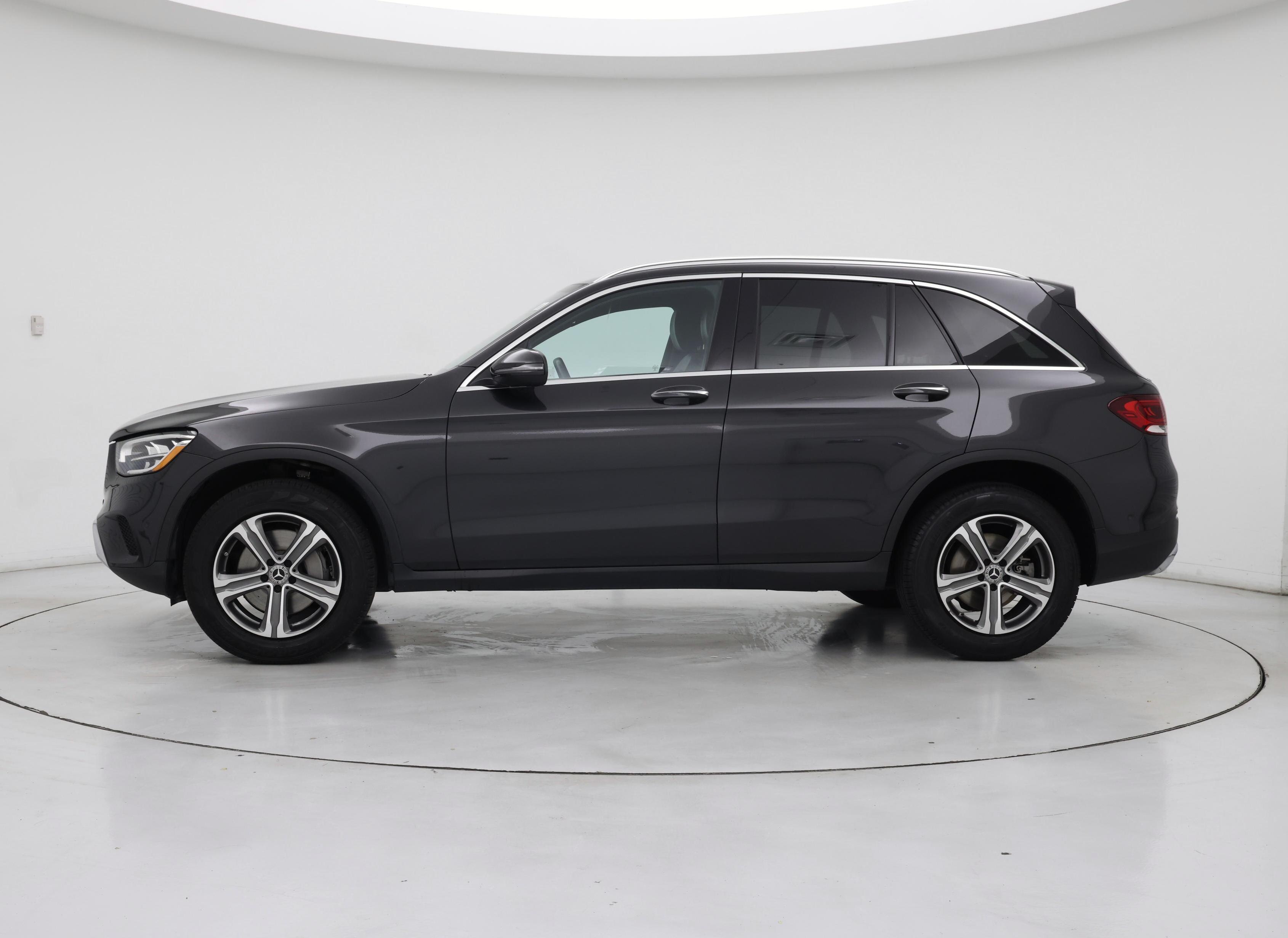 Thumbnail: 2022 Mercedes-Benz GLC - 3