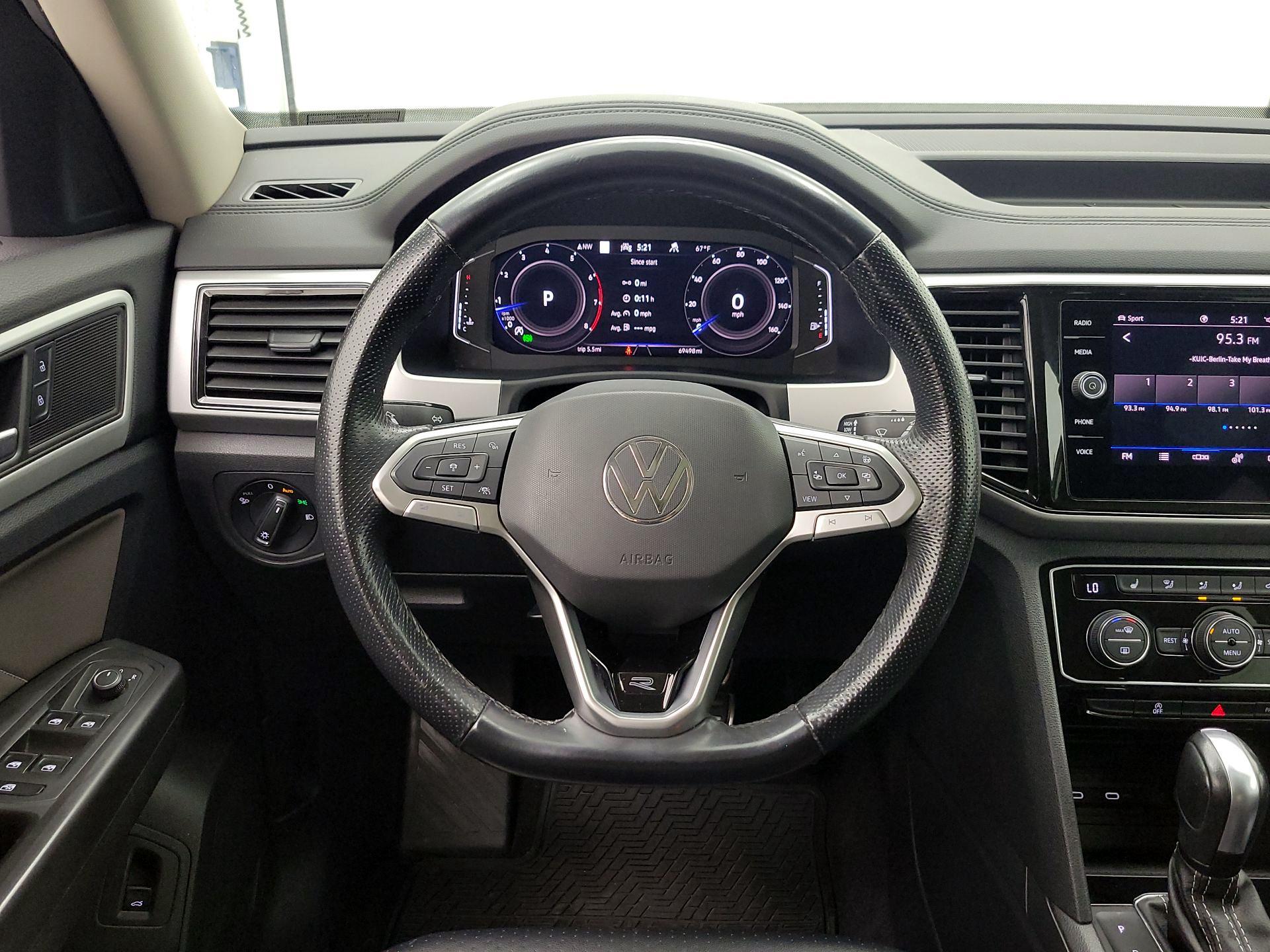 Thumbnail: 2022 Volkswagen Atlas - 10