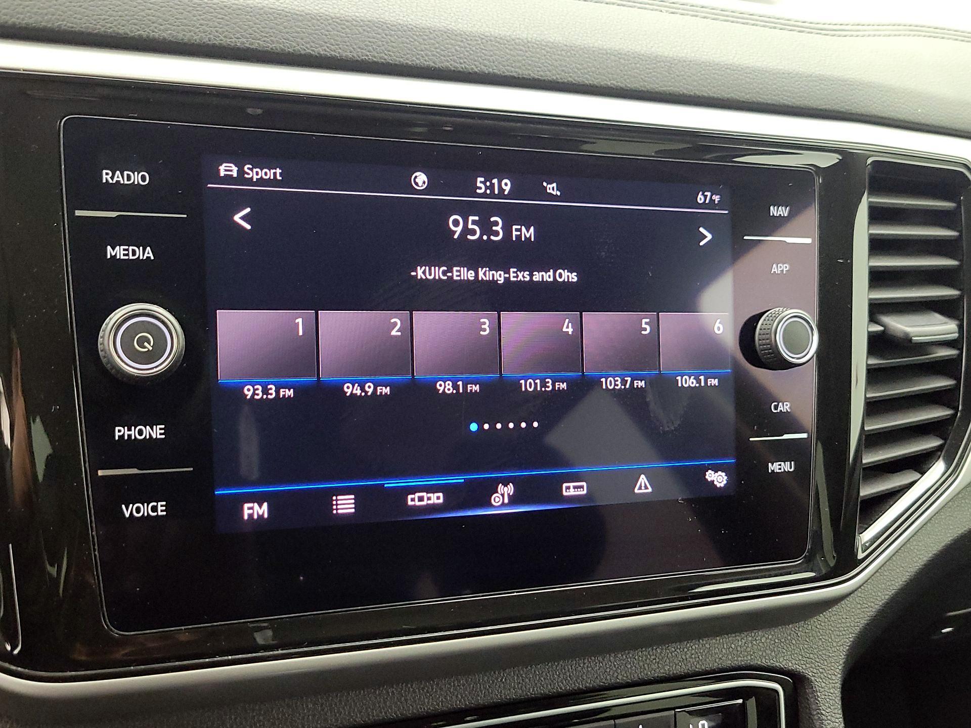 Thumbnail: 2022 Volkswagen Atlas - 15