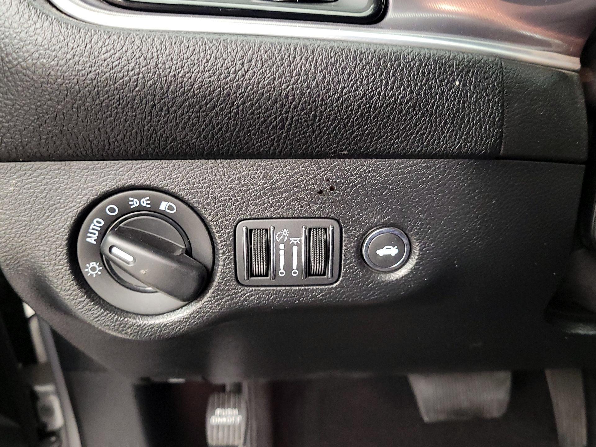 Thumbnail: 2021 Dodge Challenger - 13