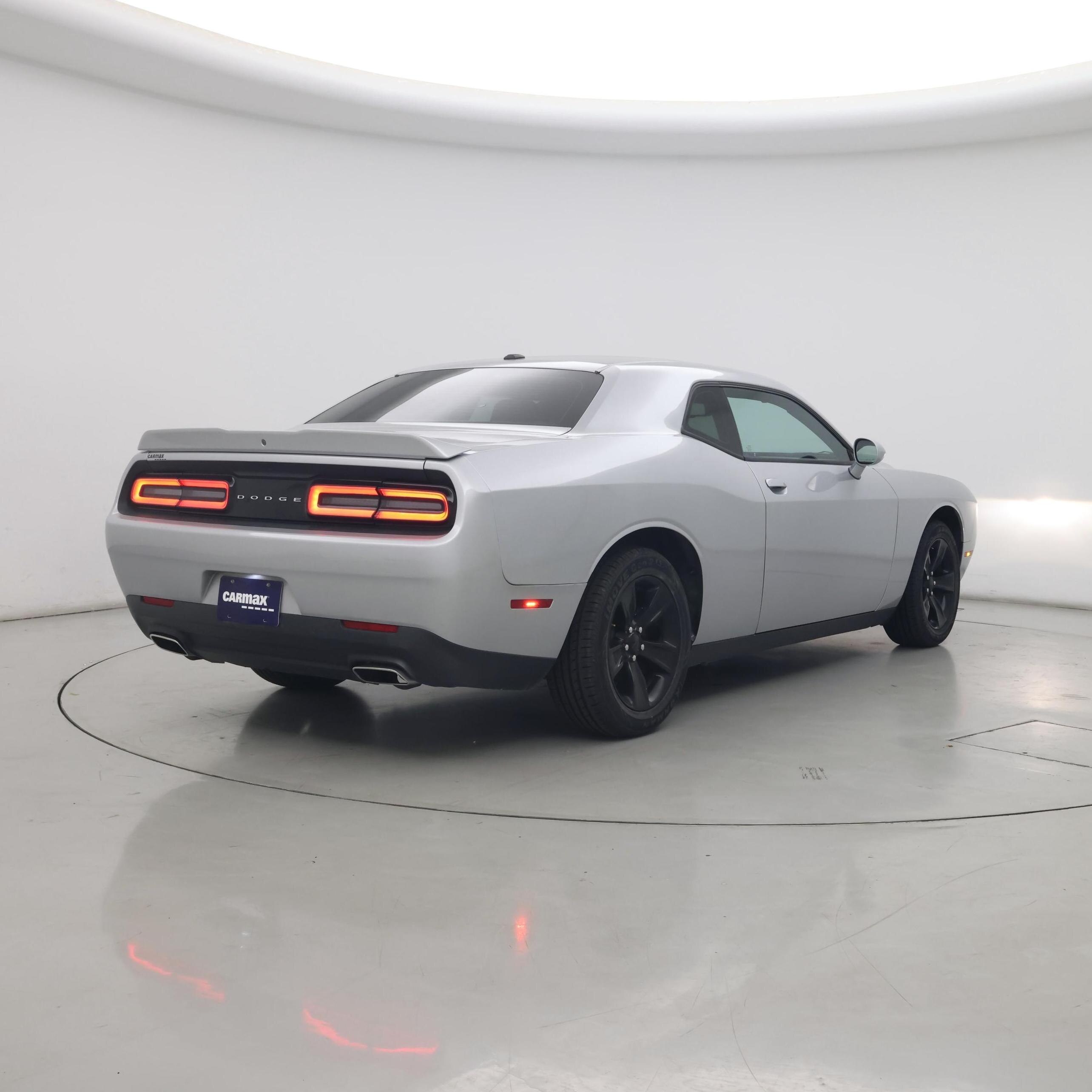 Thumbnail: 2021 Dodge Challenger - 8