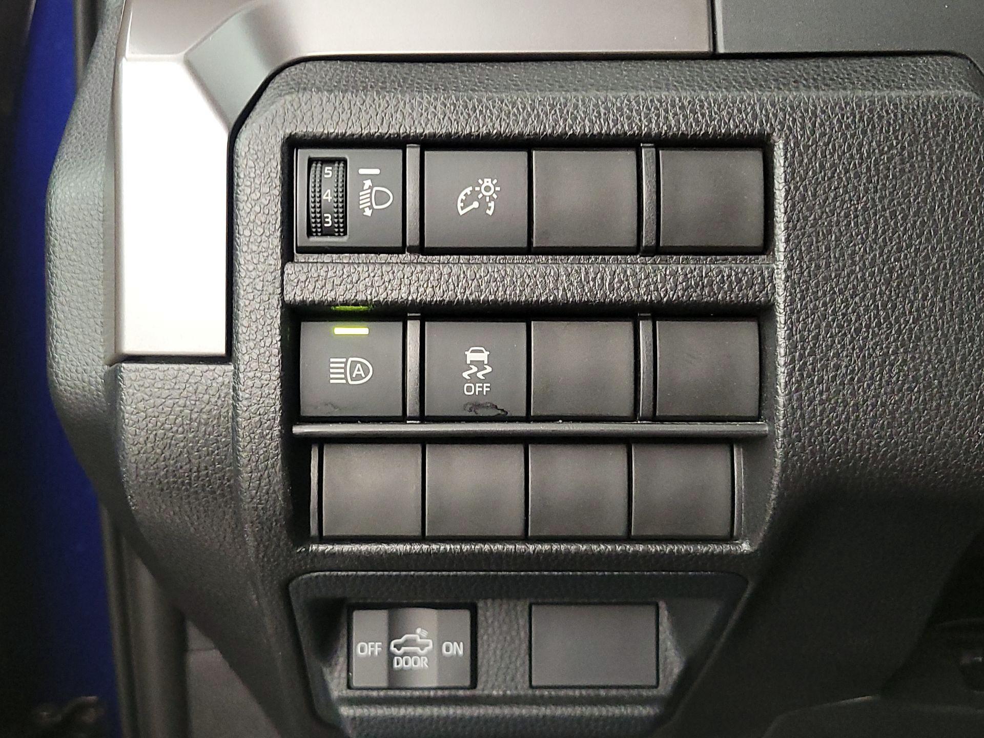 Thumbnail: 2024 Toyota Tacoma - 13