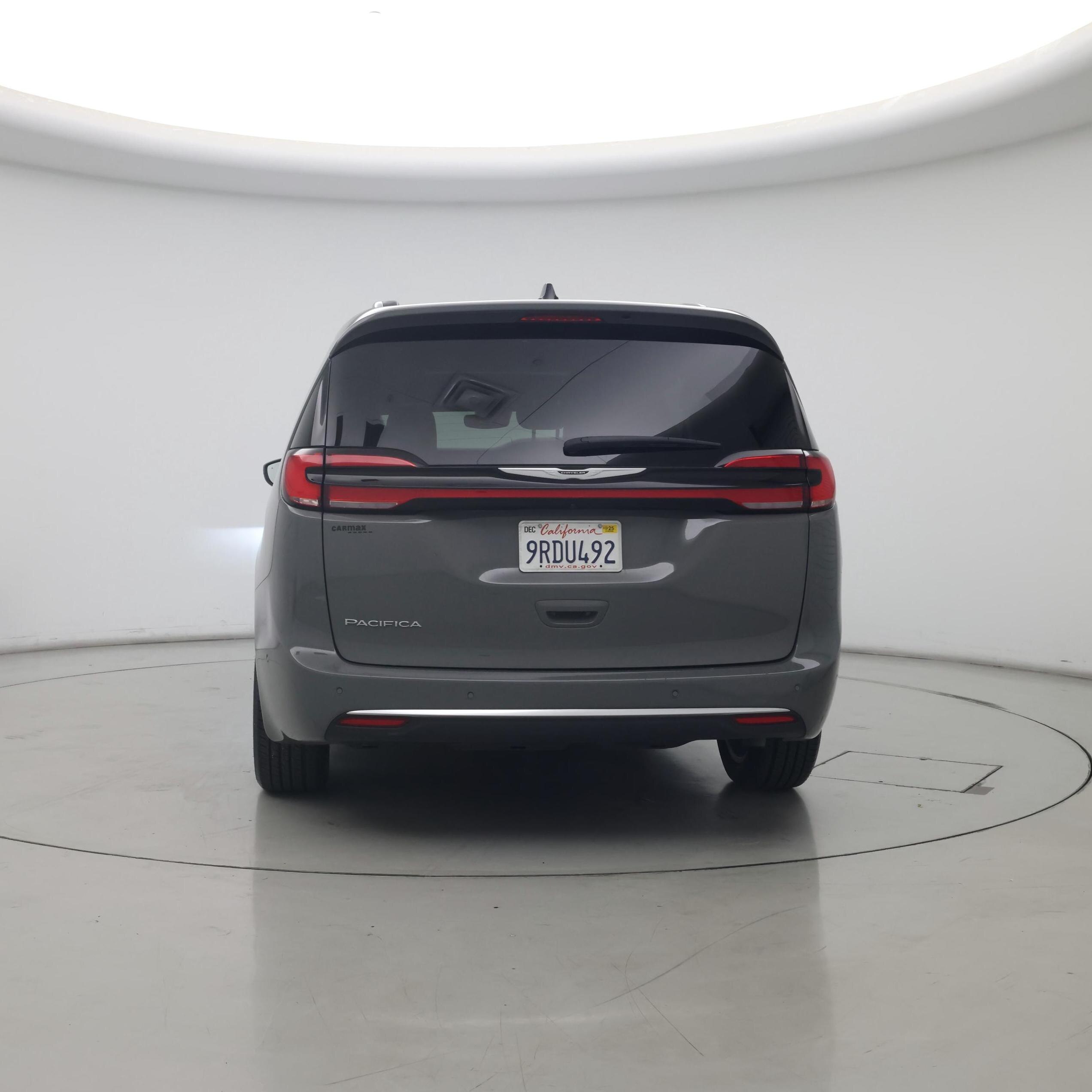 Thumbnail: 2024 Chrysler Pacifica - 6