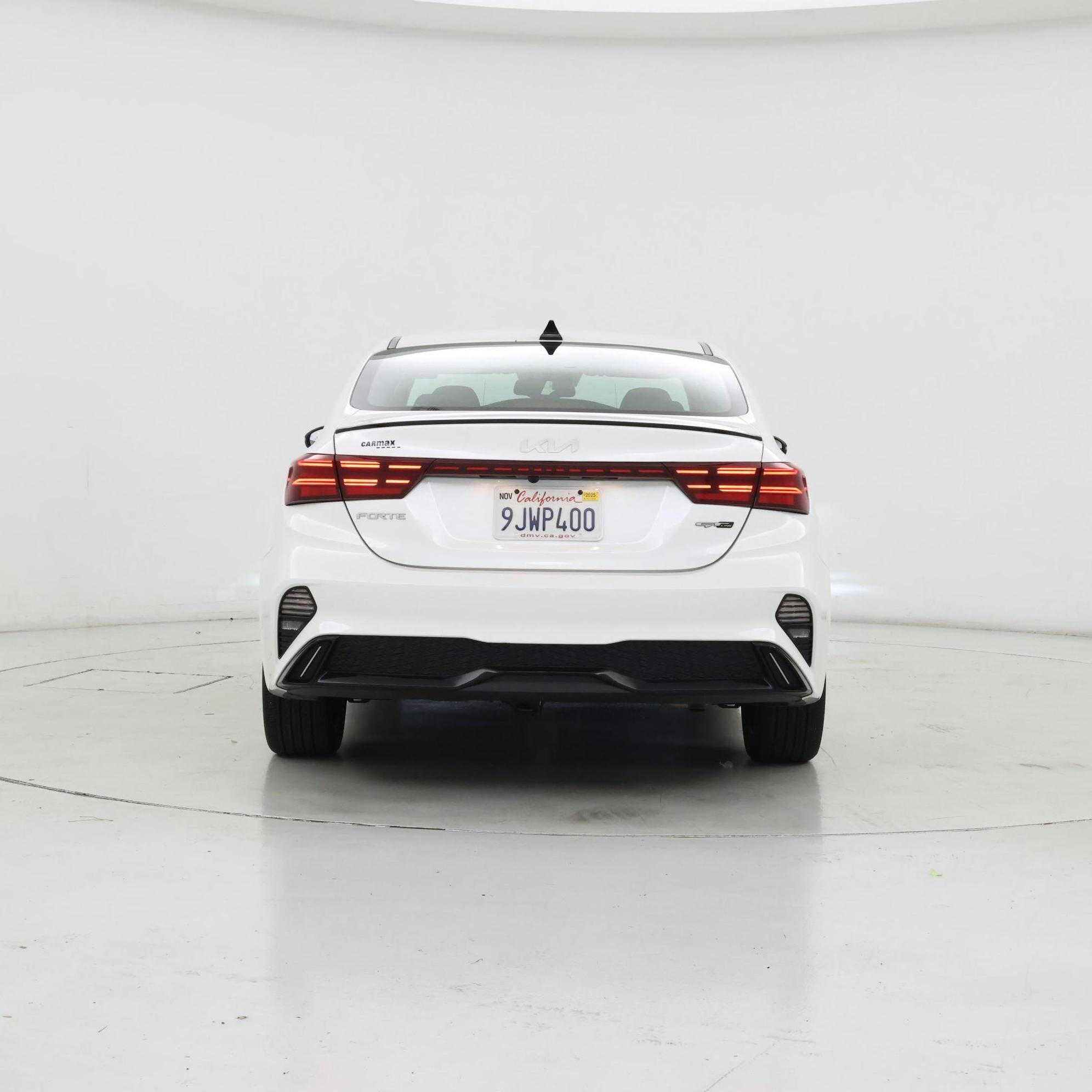 Thumbnail: 2024 Kia Forte - 6