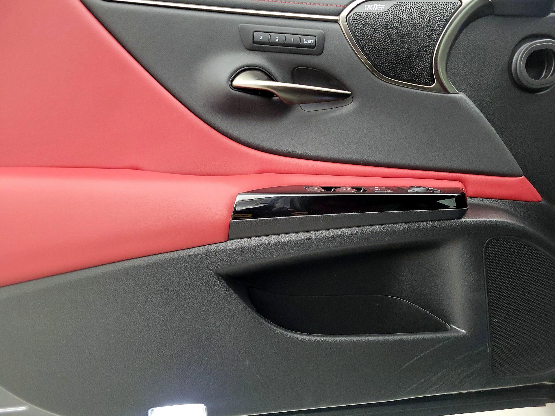 Thumbnail: 2023 Lexus ES - 12