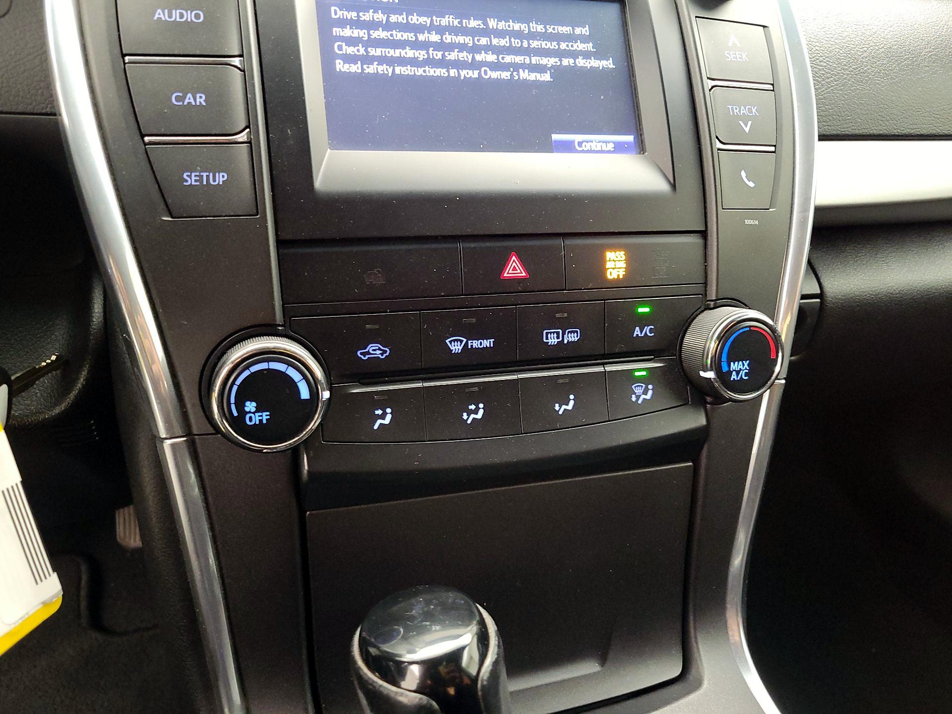 Thumbnail: 2017 Toyota Camry - 16