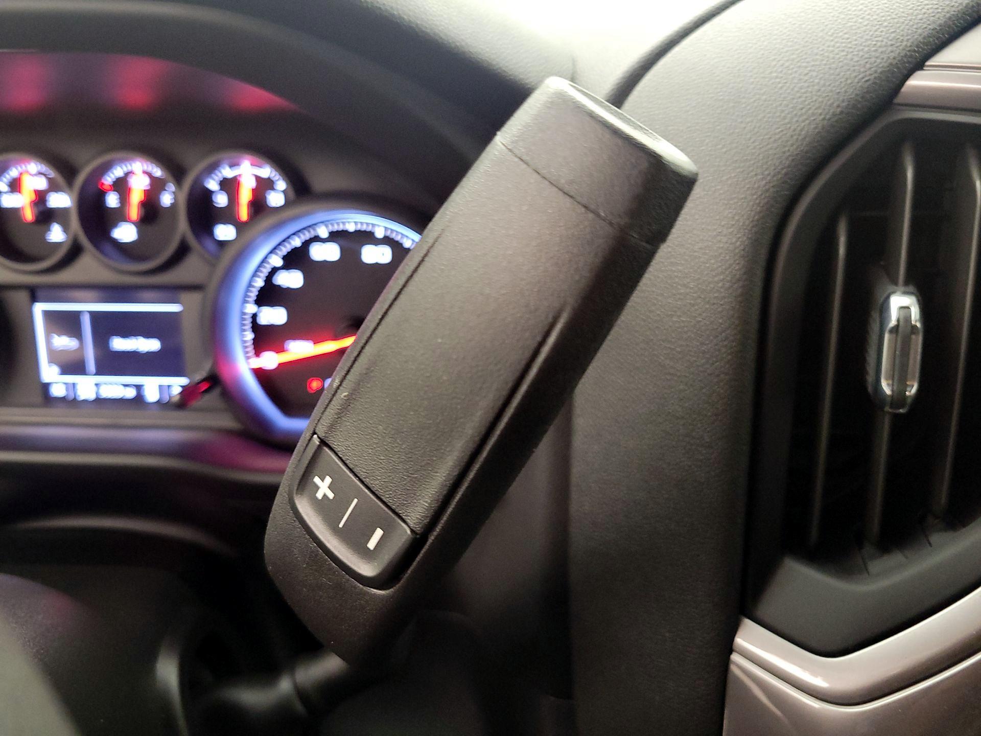 Thumbnail: 2022 Chevrolet Silverado 1500 - 17