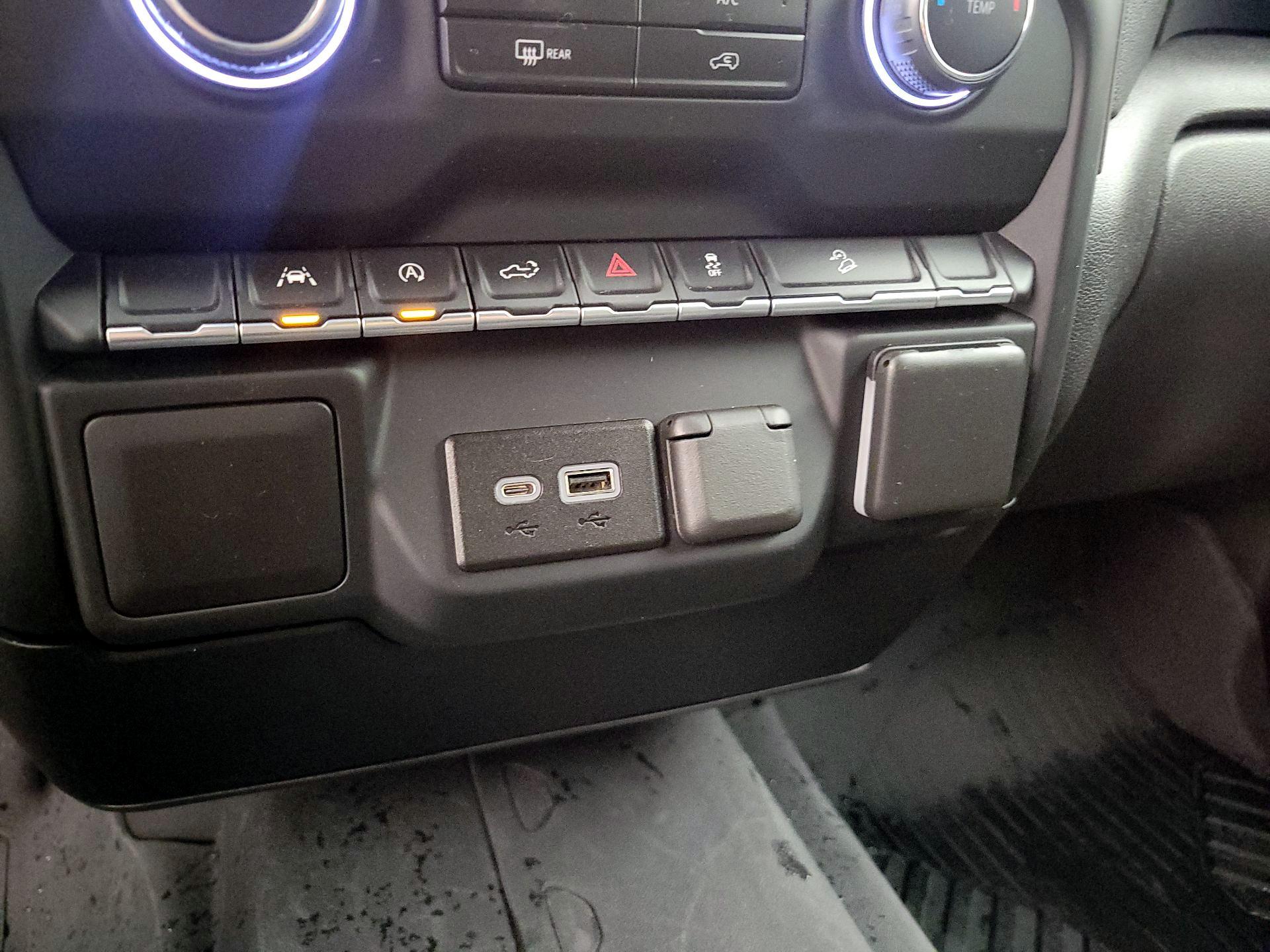 Thumbnail: 2022 Chevrolet Silverado 1500 - 18